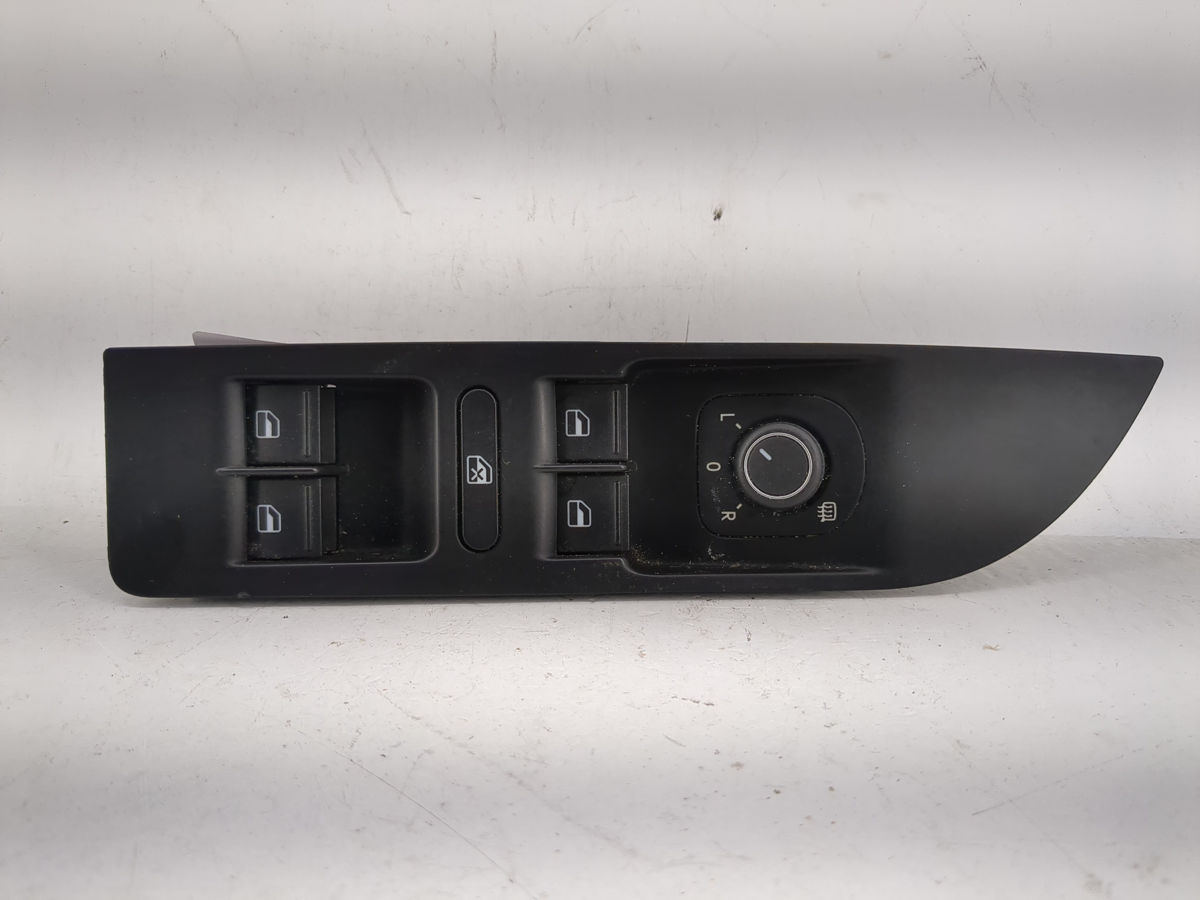 2009-2017 Volkswagen Cc Driver Left Door Master Power Window Switch 1208623 - Oemusedautoparts1.com