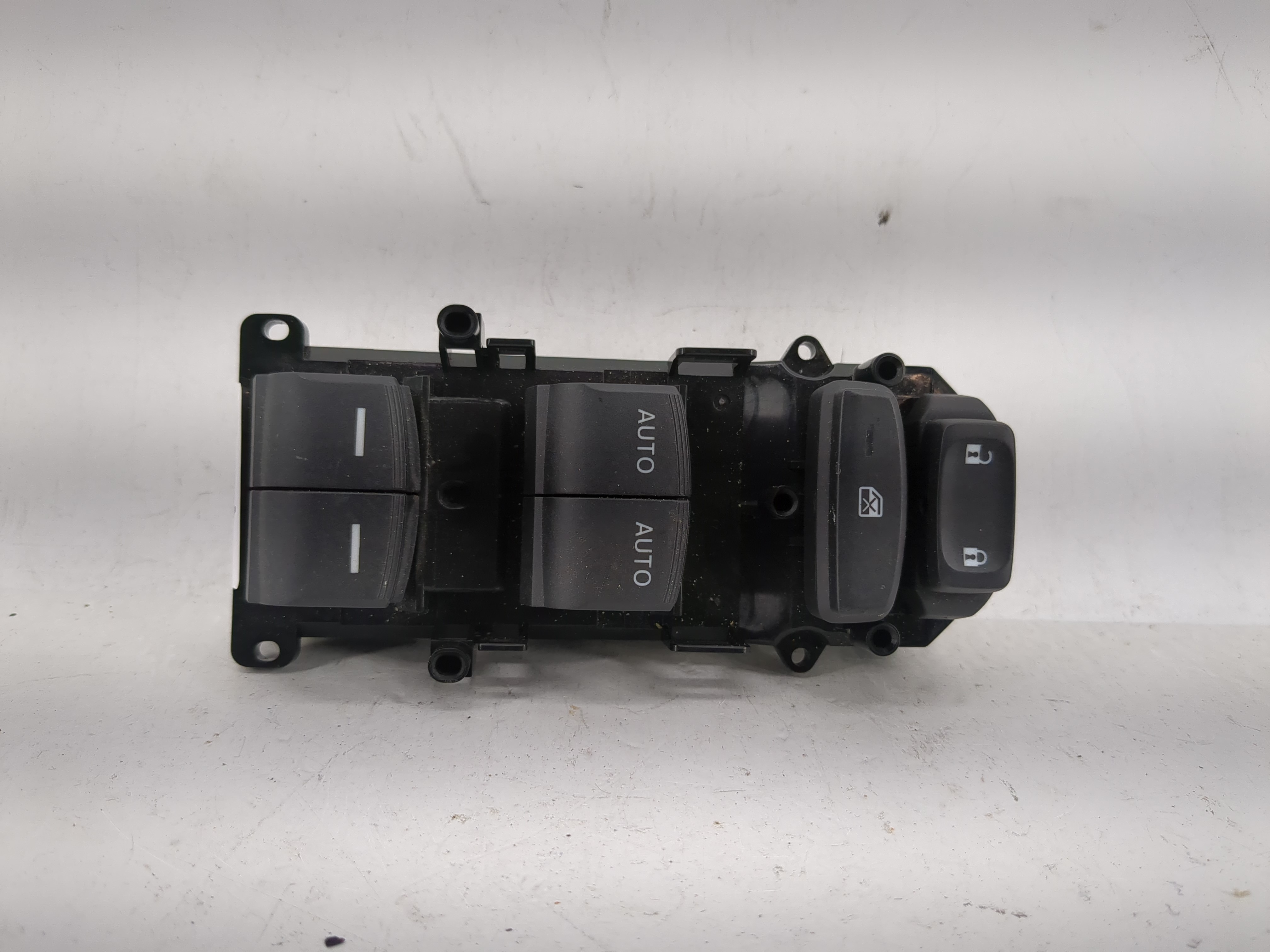 2016-2021 Honda Civic Driver Left Door Master Power Window Switch 1208648 - Oemusedautoparts1.com