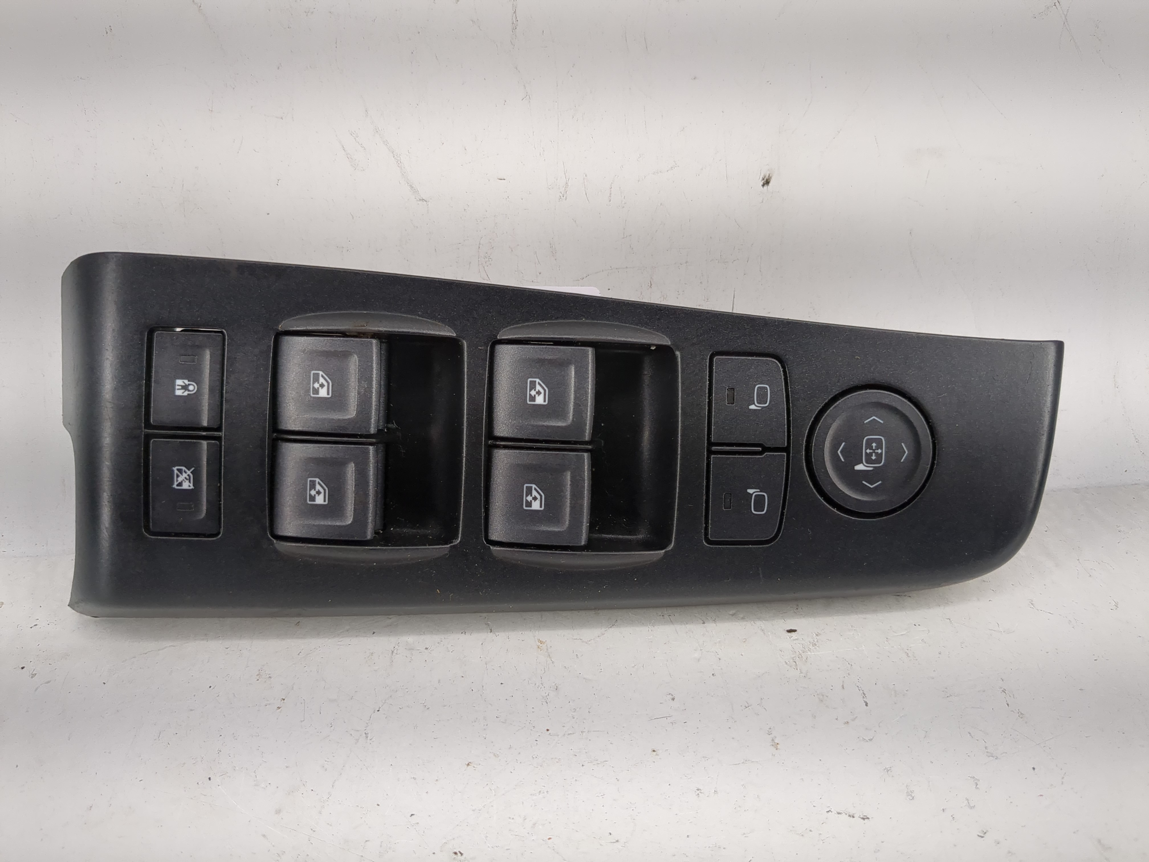 2015-2020 Chevrolet Tahoe Driver Left Door Master Power Window Switch 1208658 - Oemusedautoparts1.com