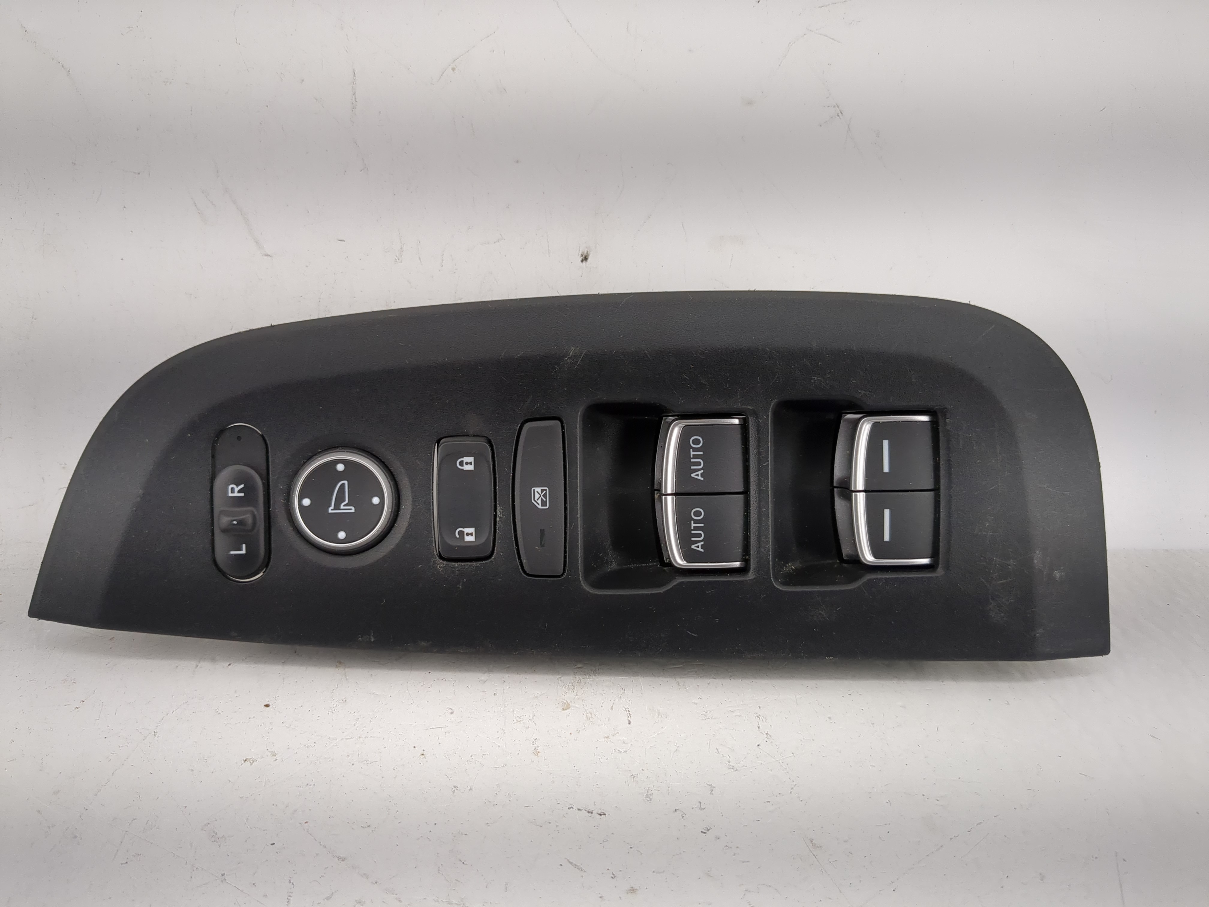 Picture of 2023 Honda Hr-v Driver Left Door Master Power Window Switch 1208678