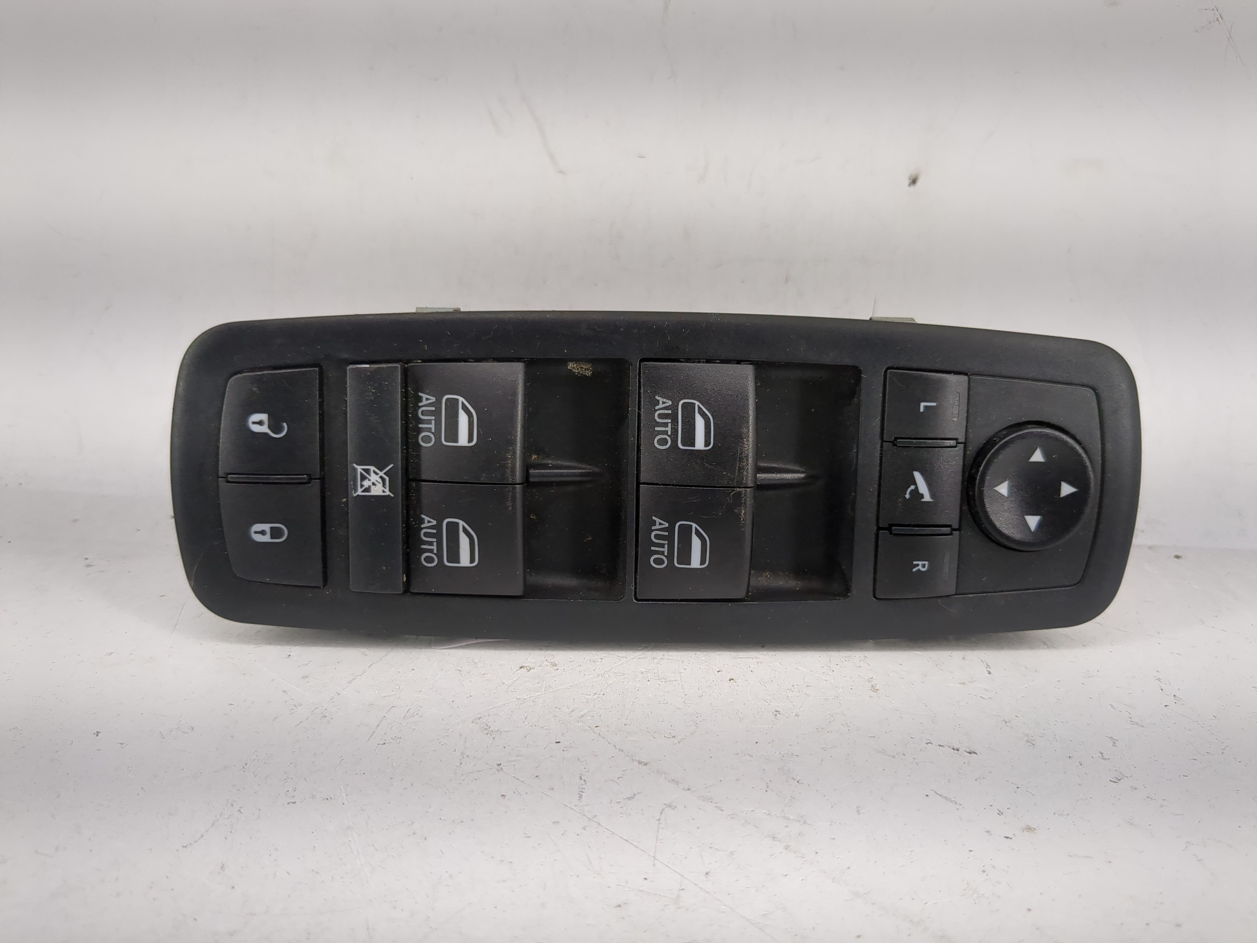 2017-2022 Chrysler Pacifica Driver Left Door Master Power Window Switch 1208685 - Oemusedautoparts1.com