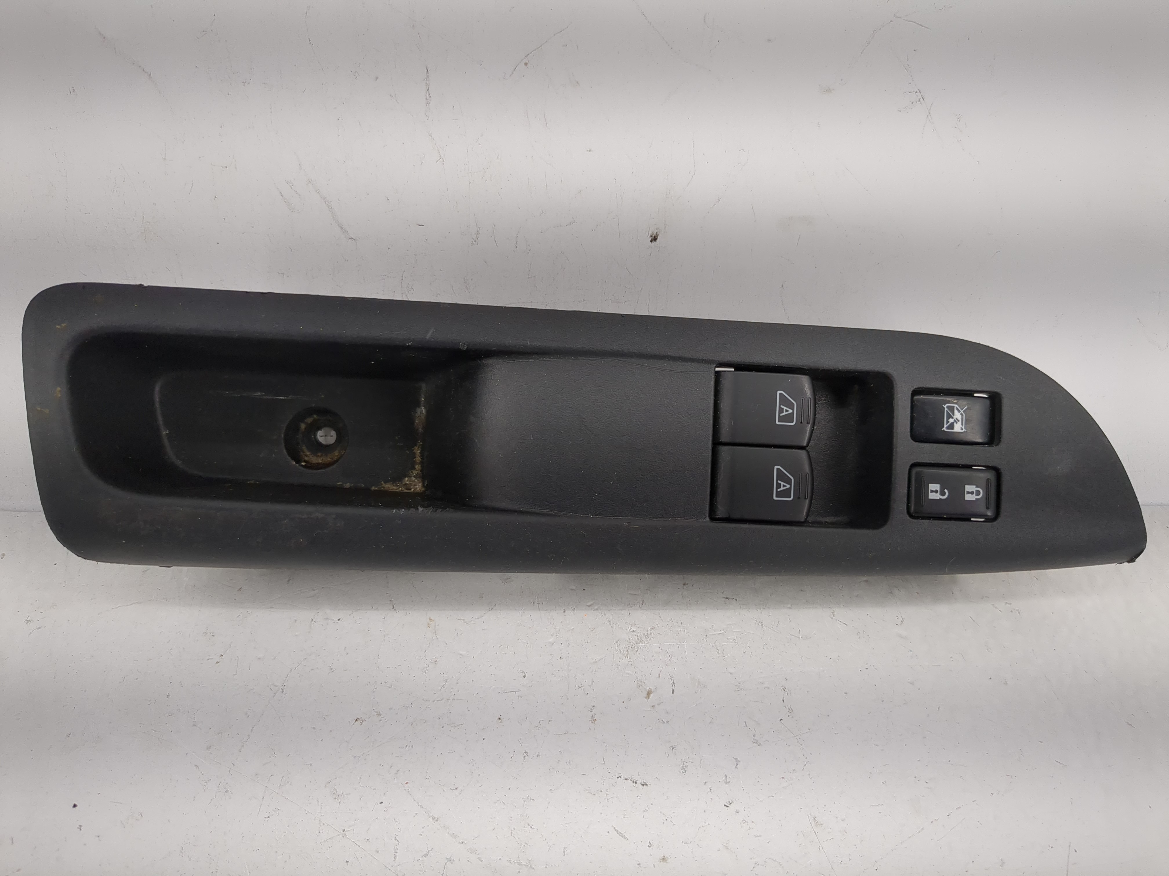 2014-2020 Nissan Nv200 Driver Left Door Master Power Window Switch 1208705 - Oemusedautoparts1.com