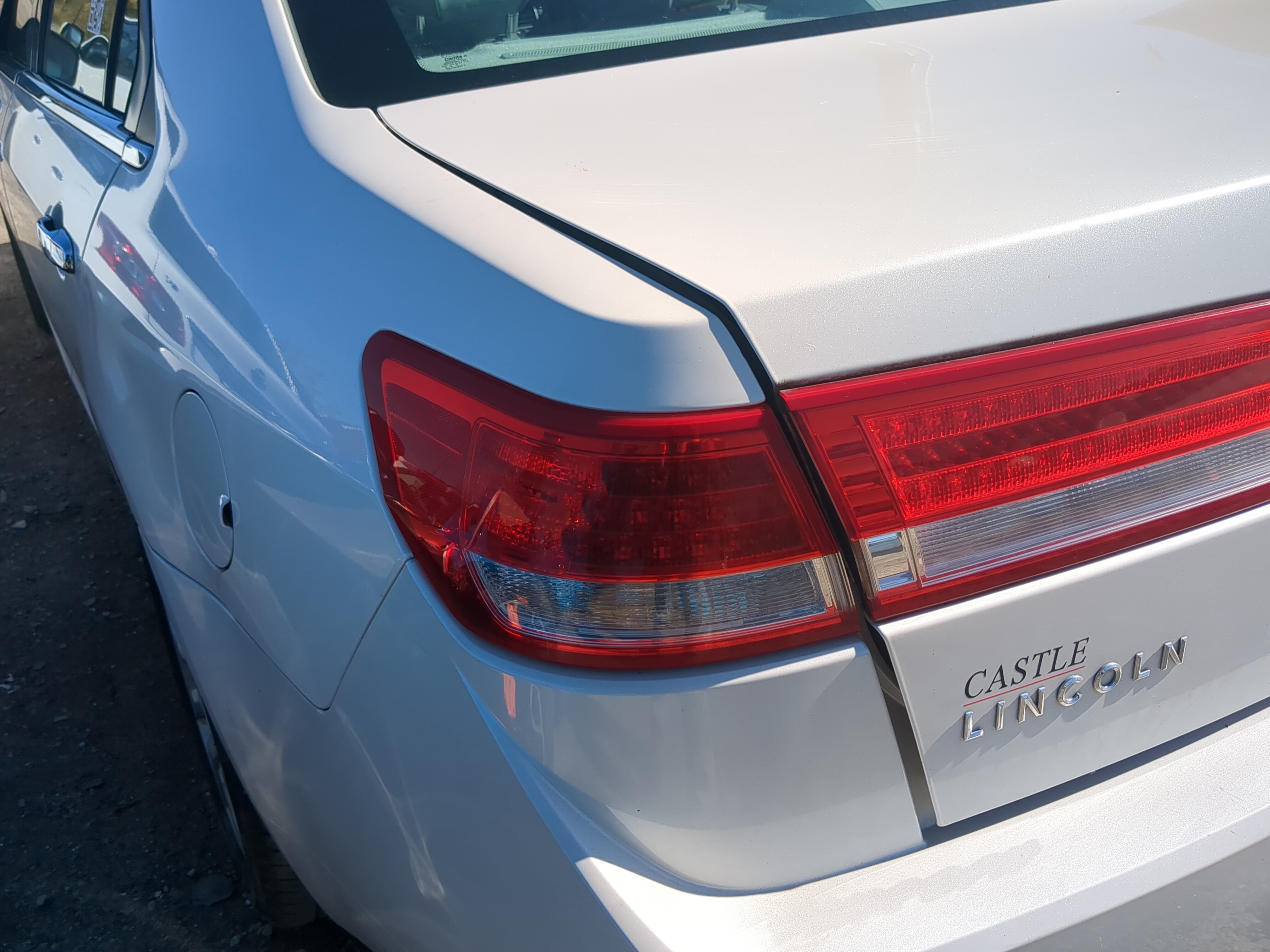 2010-2012 Lincoln Mkz Driver Left Side Tail Light Taillight Oem 1208828 - Oemusedautoparts1.com