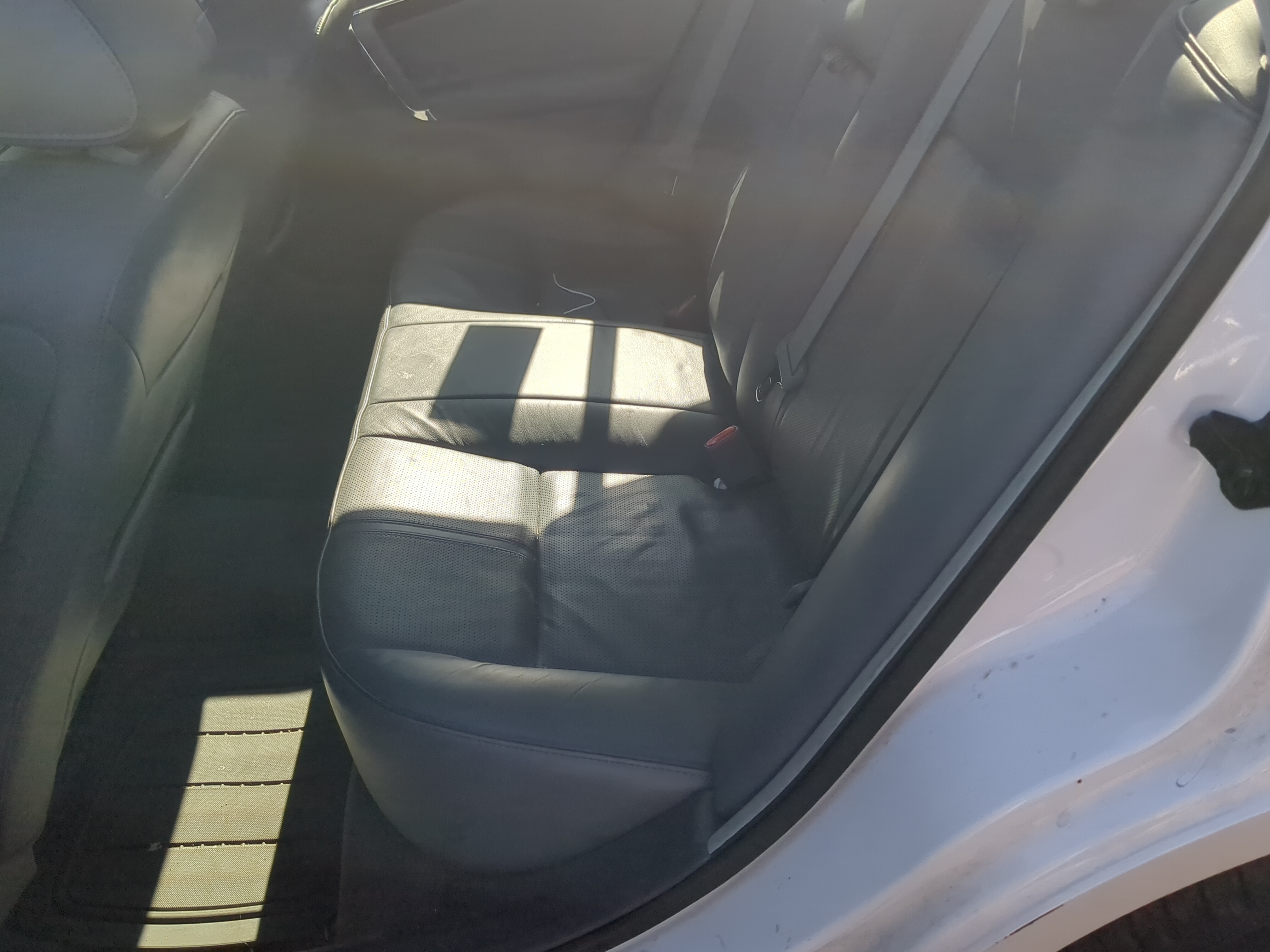 2010 Lincoln Mkz Rear Seat Oem 1208889 - Oemusedautoparts1.com