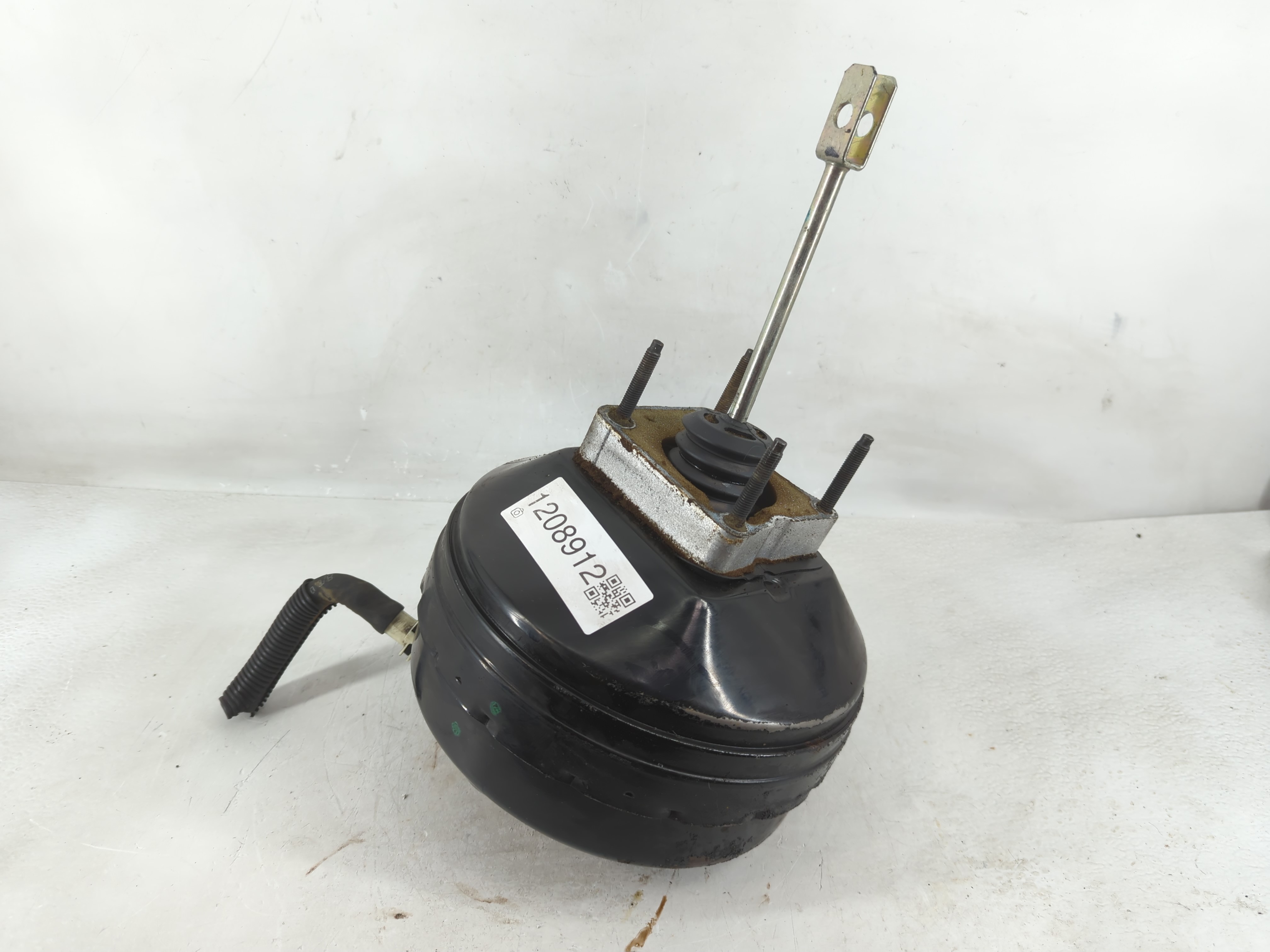 2010-2011 Lincoln Mks Power Brake Booster Oem 1208912 - Oemusedautoparts1.com