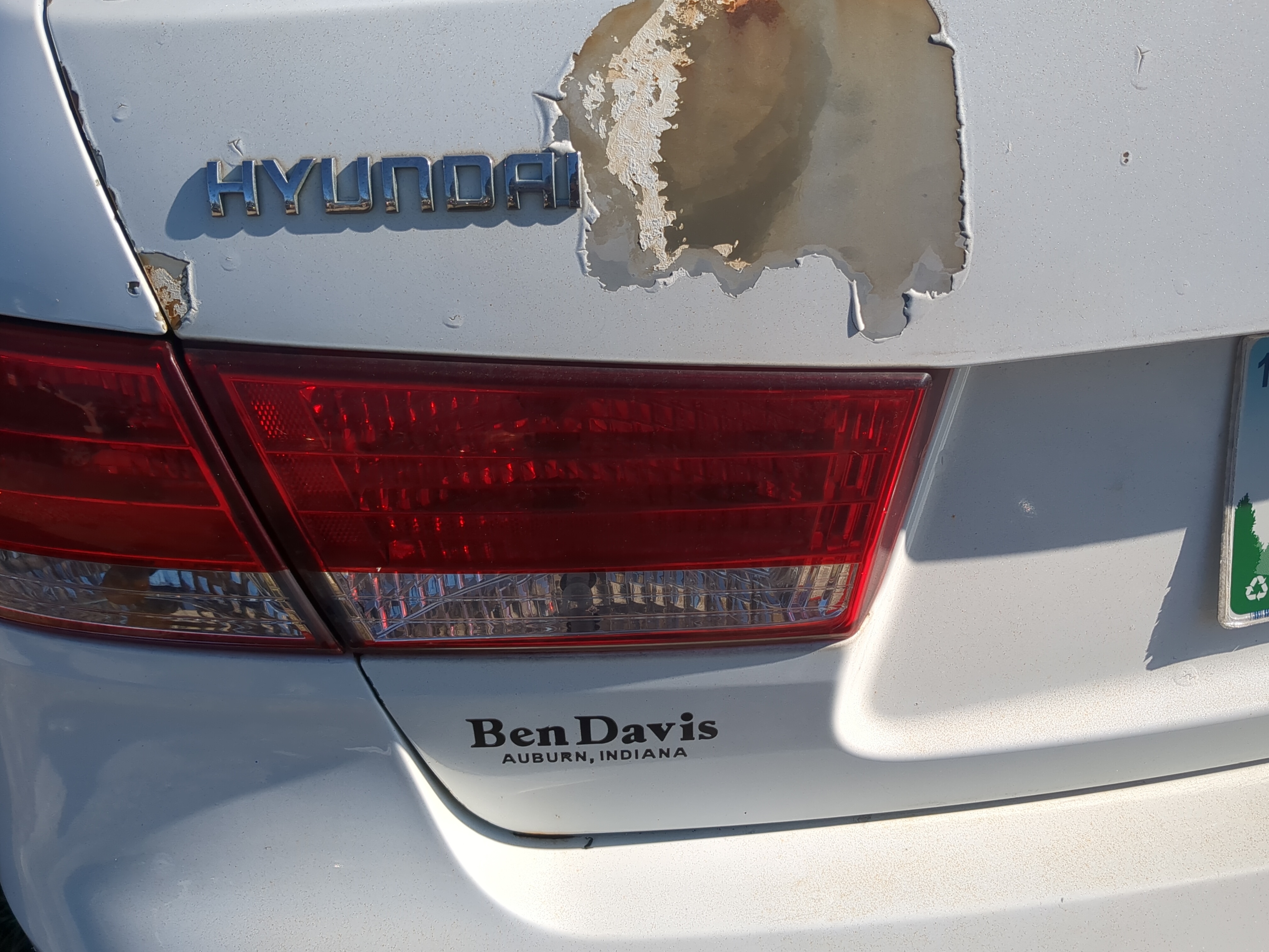 Tail Lights 2006 HYUNDAI SONATA - Oemusedautoparts1.com