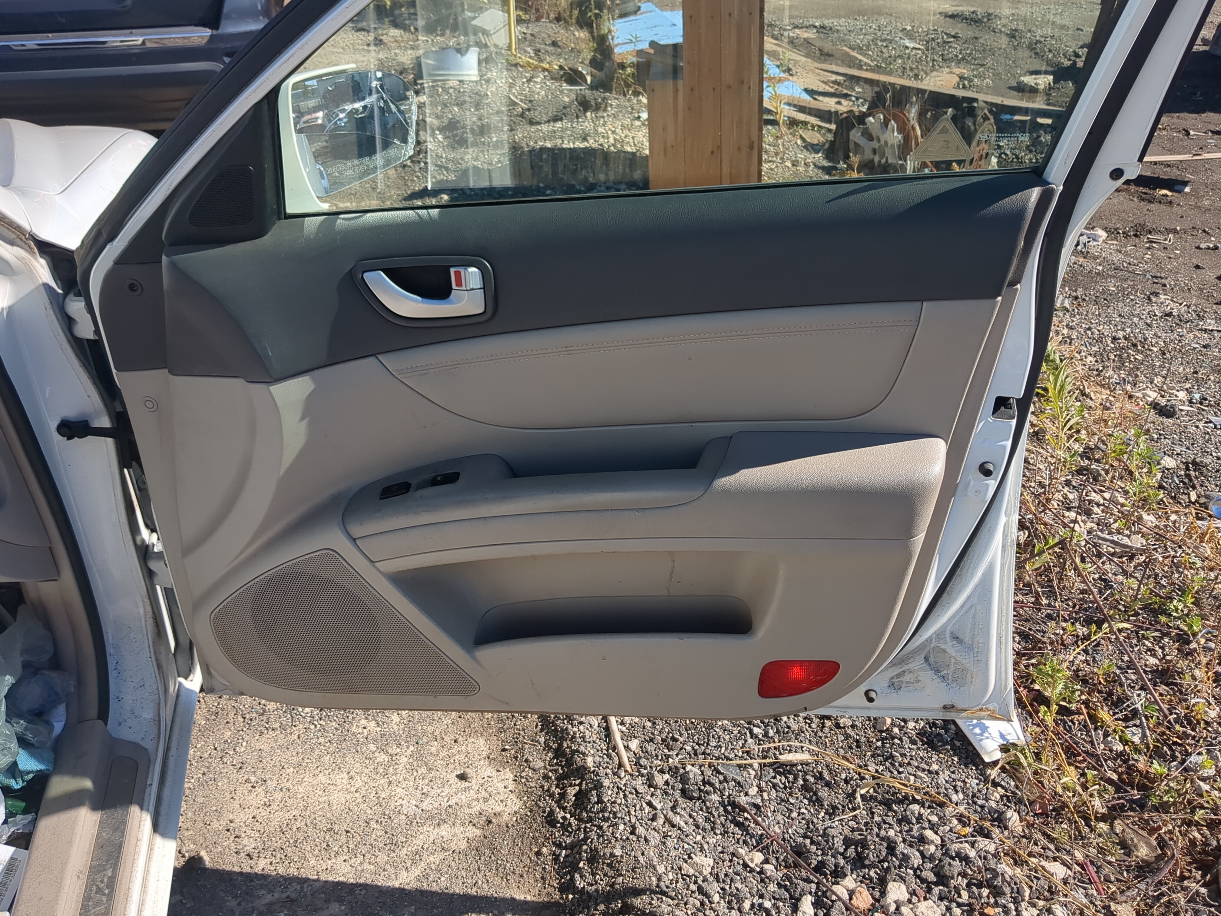 Picture of 2006 Hyundai Sonata Front Right Passenger Interior Door Panel Trim 1209230