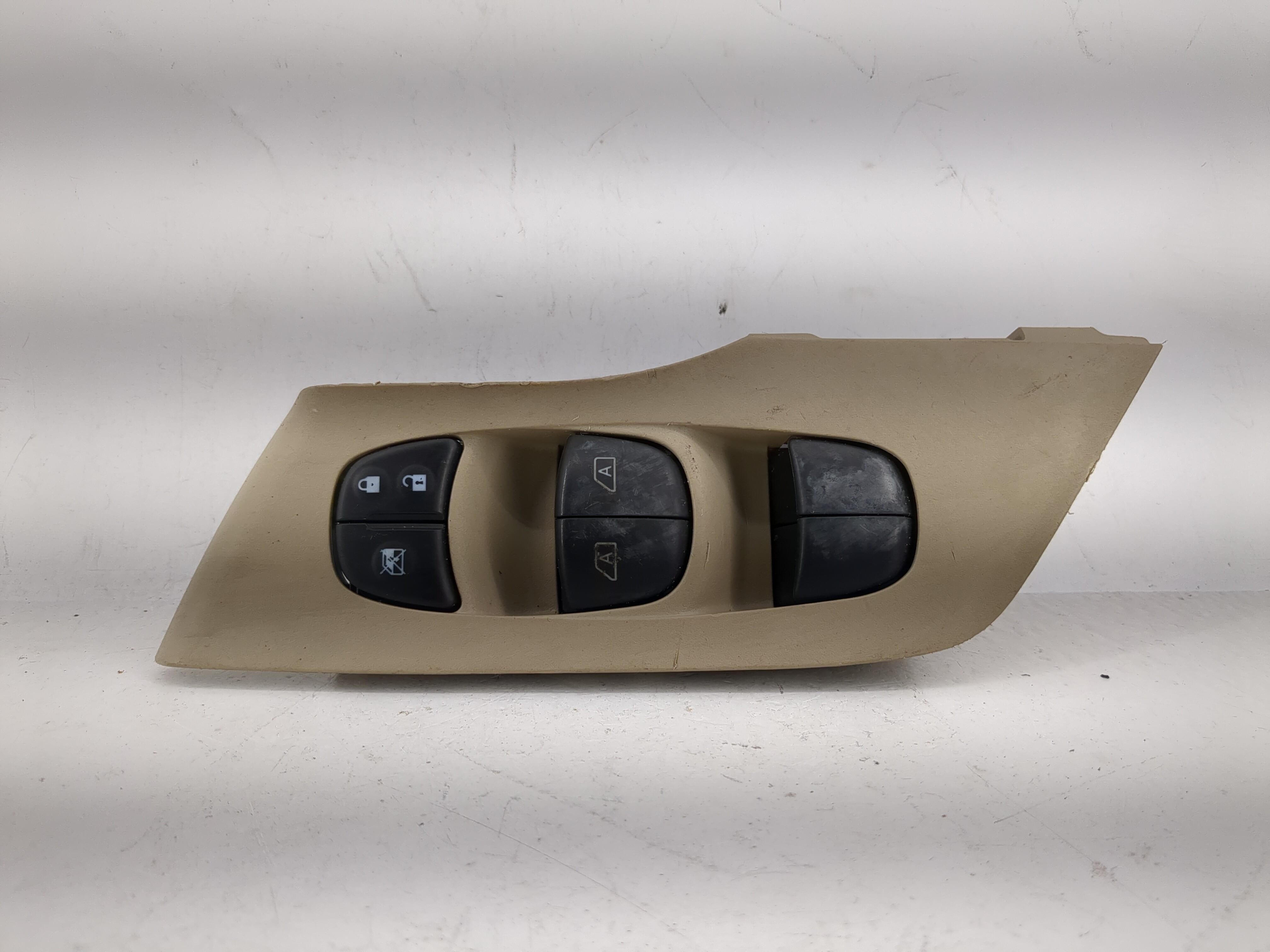 2013-2018 Nissan Altima Driver Left Door Master Power Window Switch 1209270 - Oemusedautoparts1.com