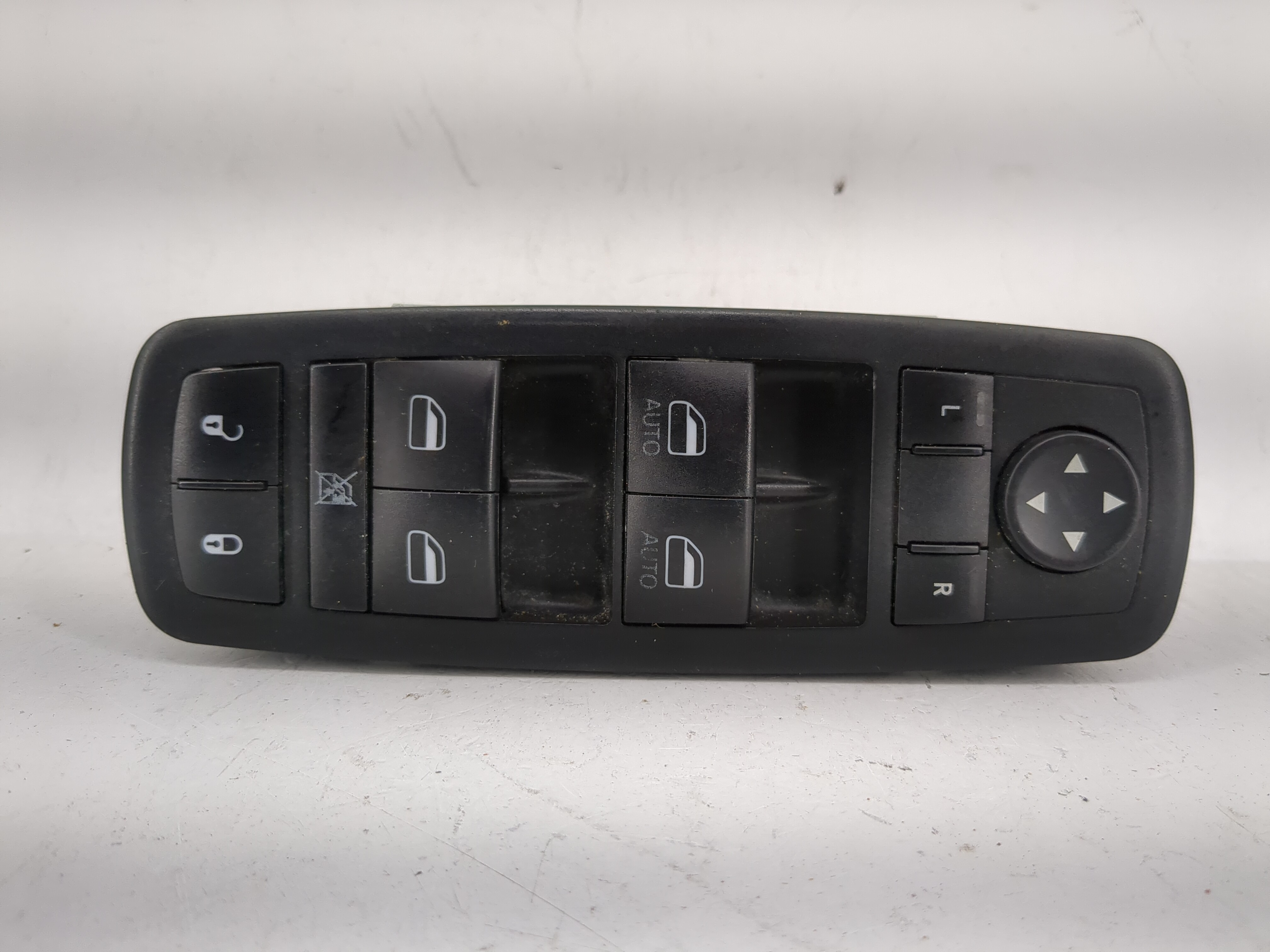 2025 Hyundai Elantra Driver Left Door Master Power Window Switch 1209273 - Oemusedautoparts1.com