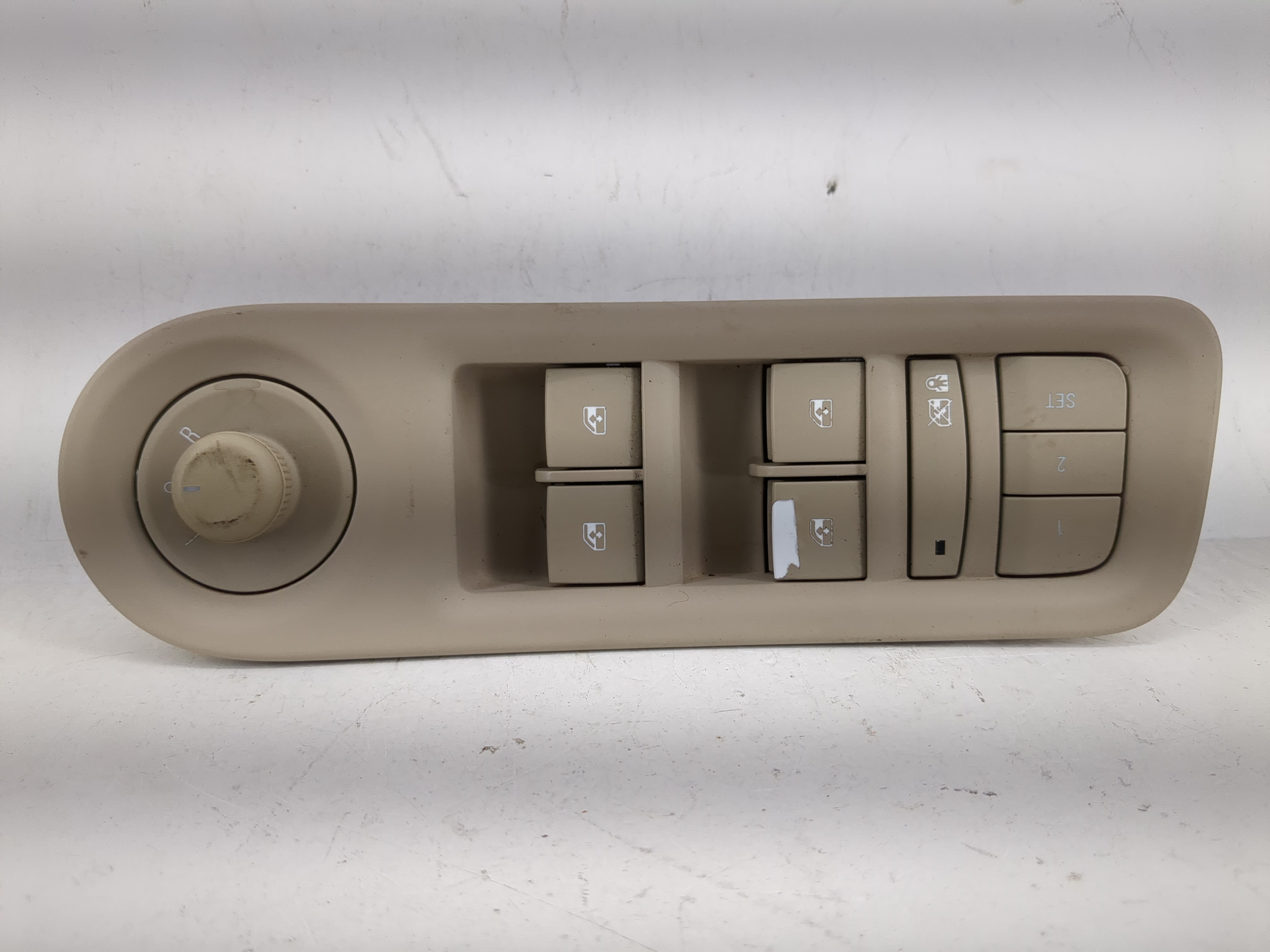 2015-2016 Buick Lacrosse Driver Left Door Master Power Window Switch 1209286 - Oemusedautoparts1.com