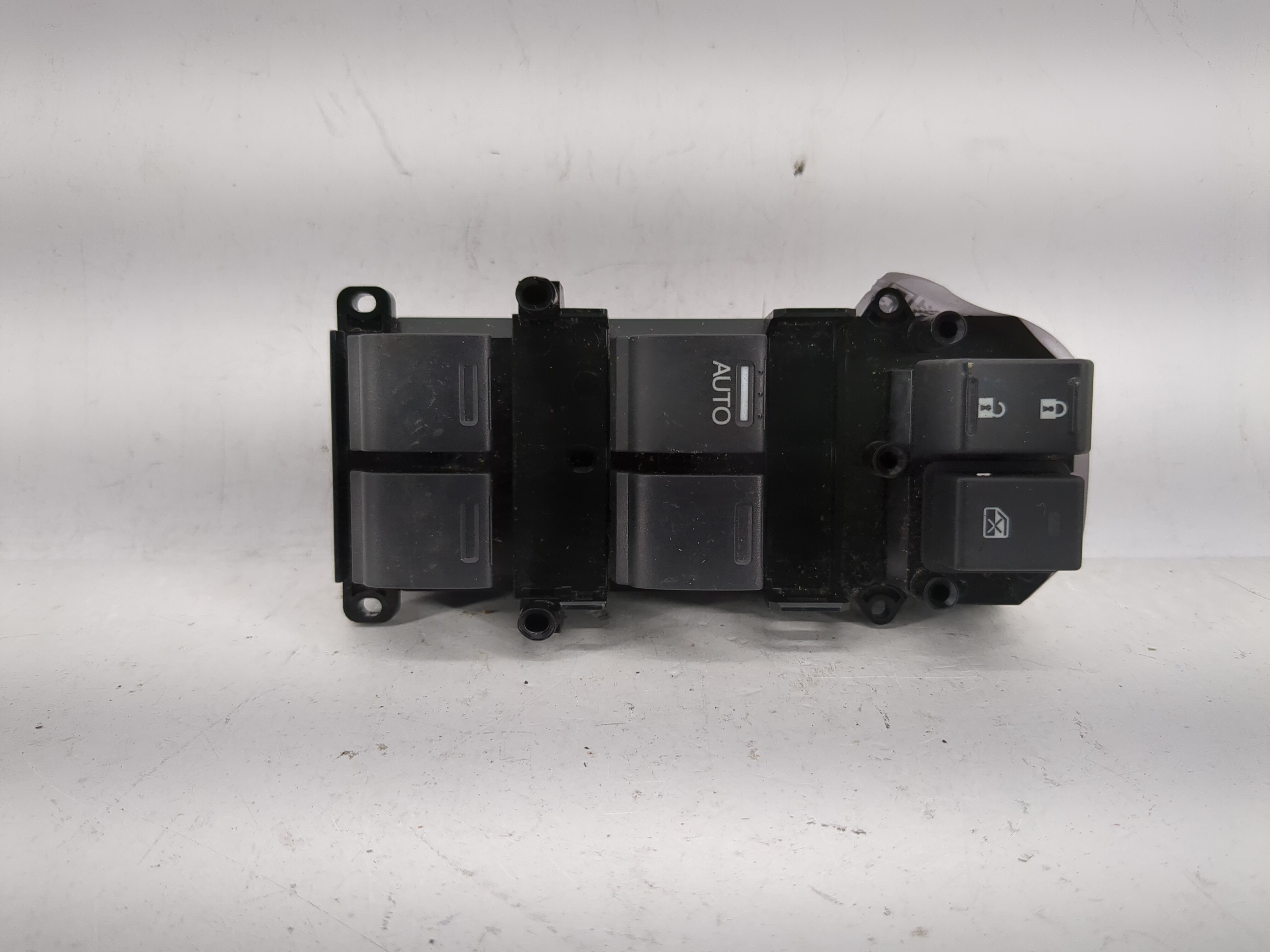 2016-2022 Honda Hr-v Driver Left Door Master Power Window Switch 1209325 - Oemusedautoparts1.com