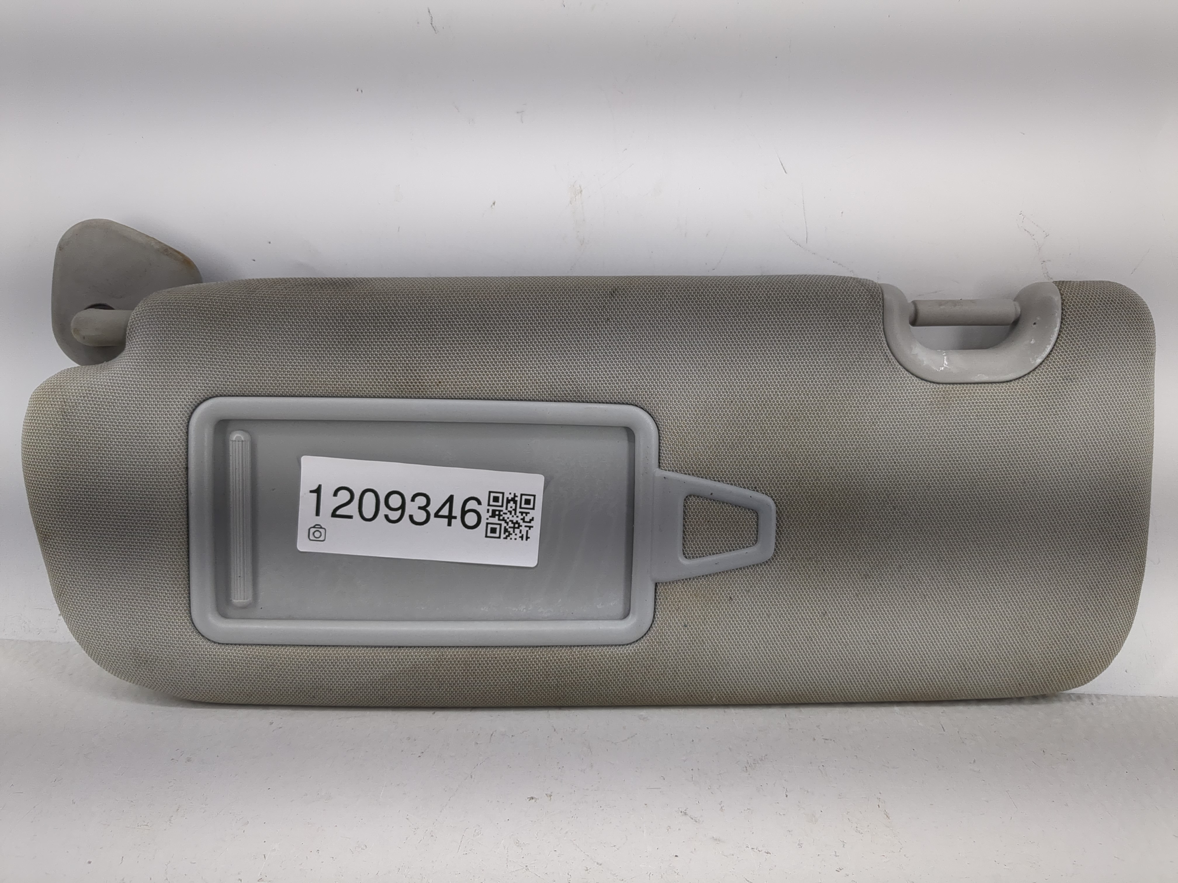 2013-2019 Hyundai Santa Fe Passenger Sun Visor Mirror Right Sunvisor 1209346 - Oemusedautoparts1.com