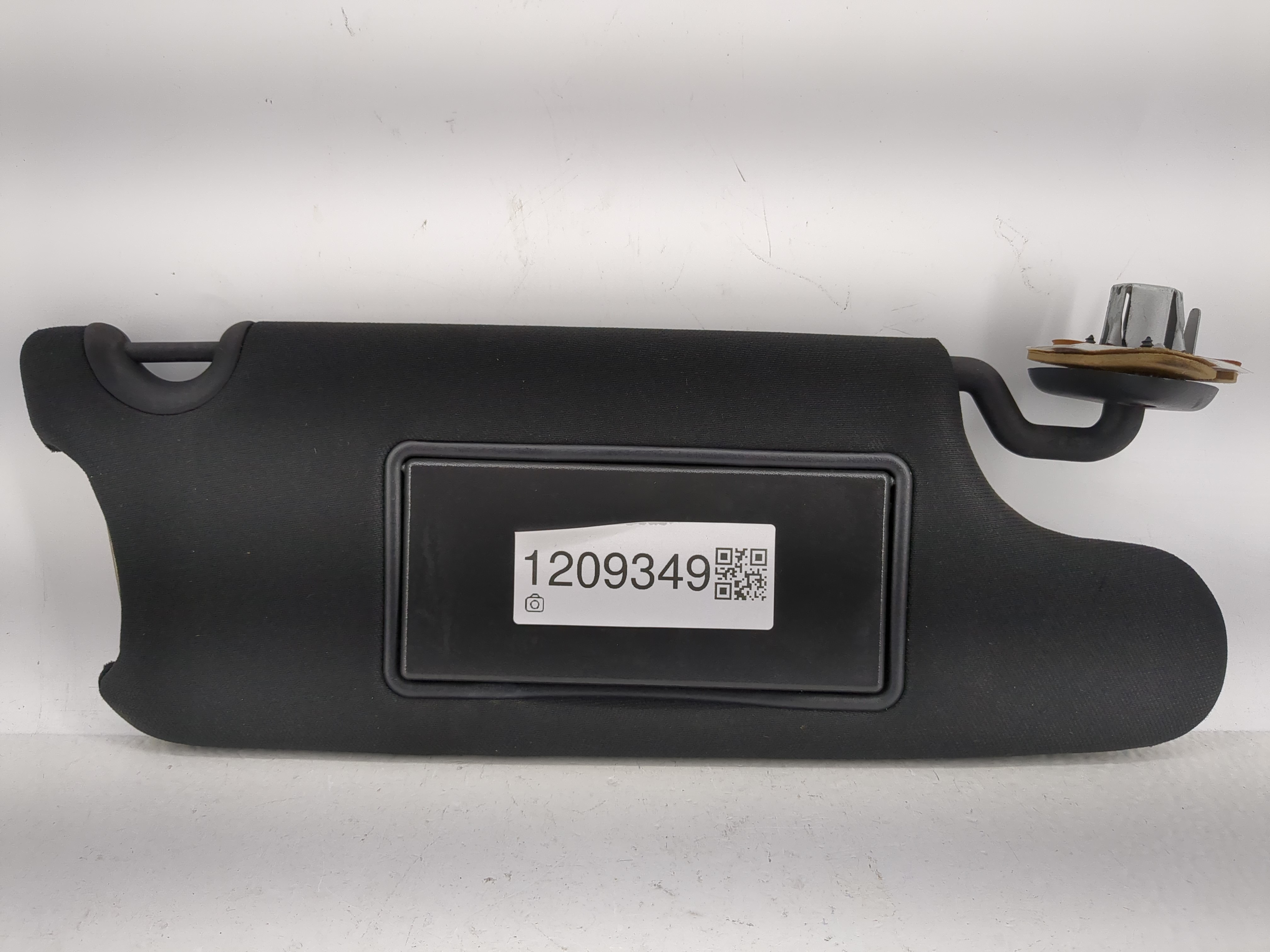 2008-2014 Dodge Challenger Passenger Sun Visor Mirror Right Sunvisor 1209349 - Oemusedautoparts1.com