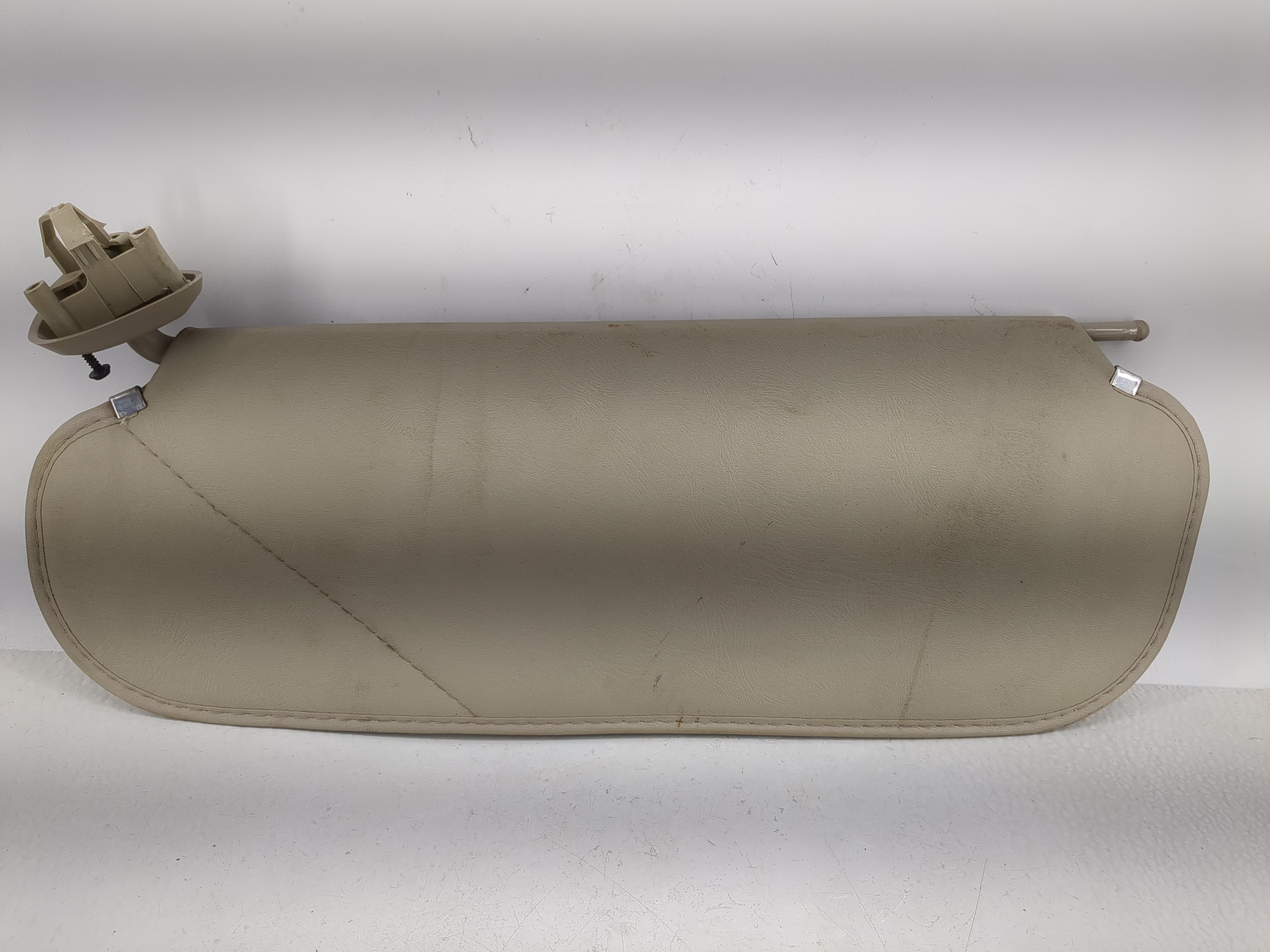 2003-2019 Gmc Savana 2500 Driver Sun Visor Mirror Left Sunvisor 1209358 - Oemusedautoparts1.com