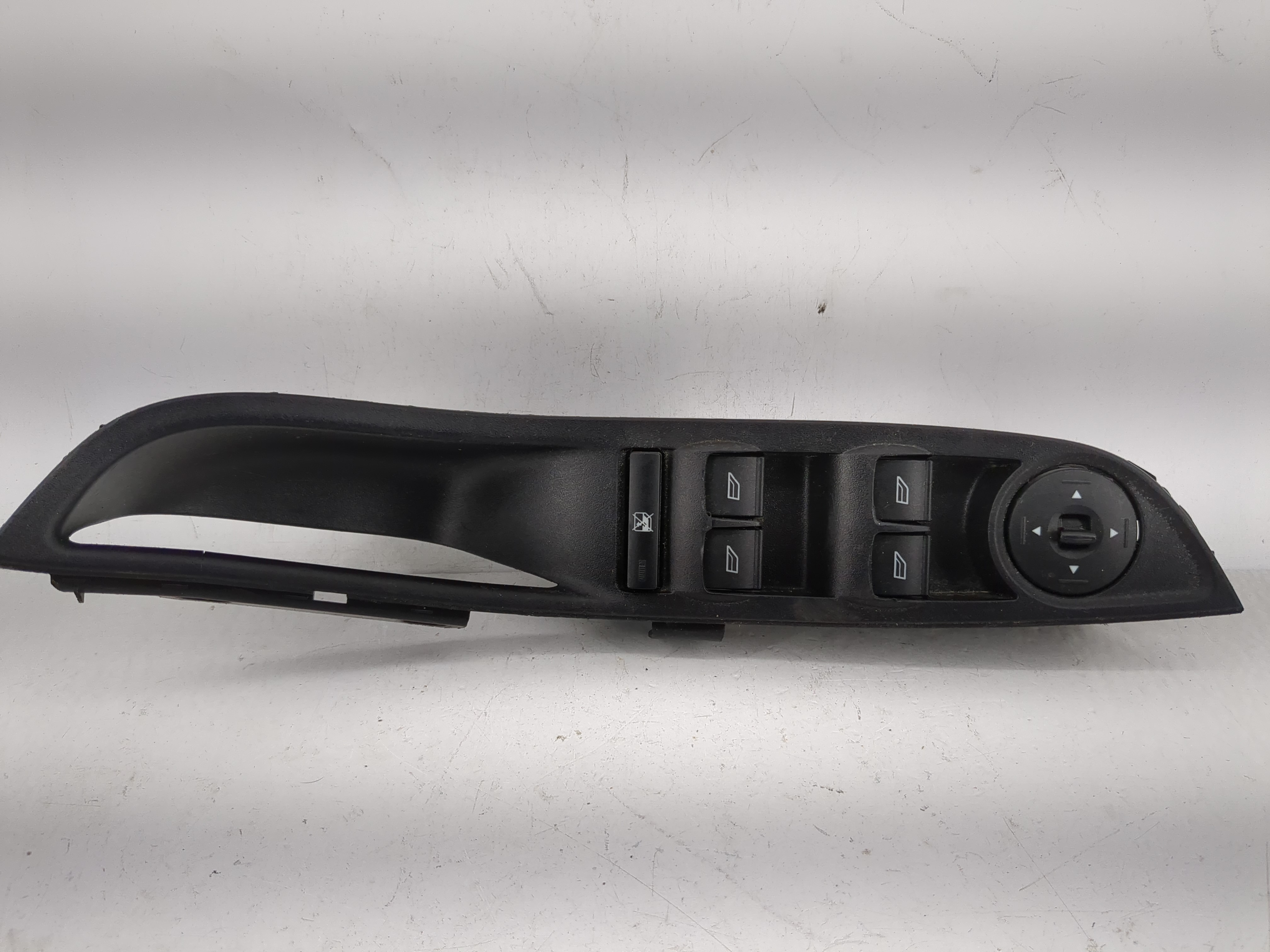 2012-2018 Ford Focus Driver Left Door Master Power Window Switch 1209382 - Oemusedautoparts1.com
