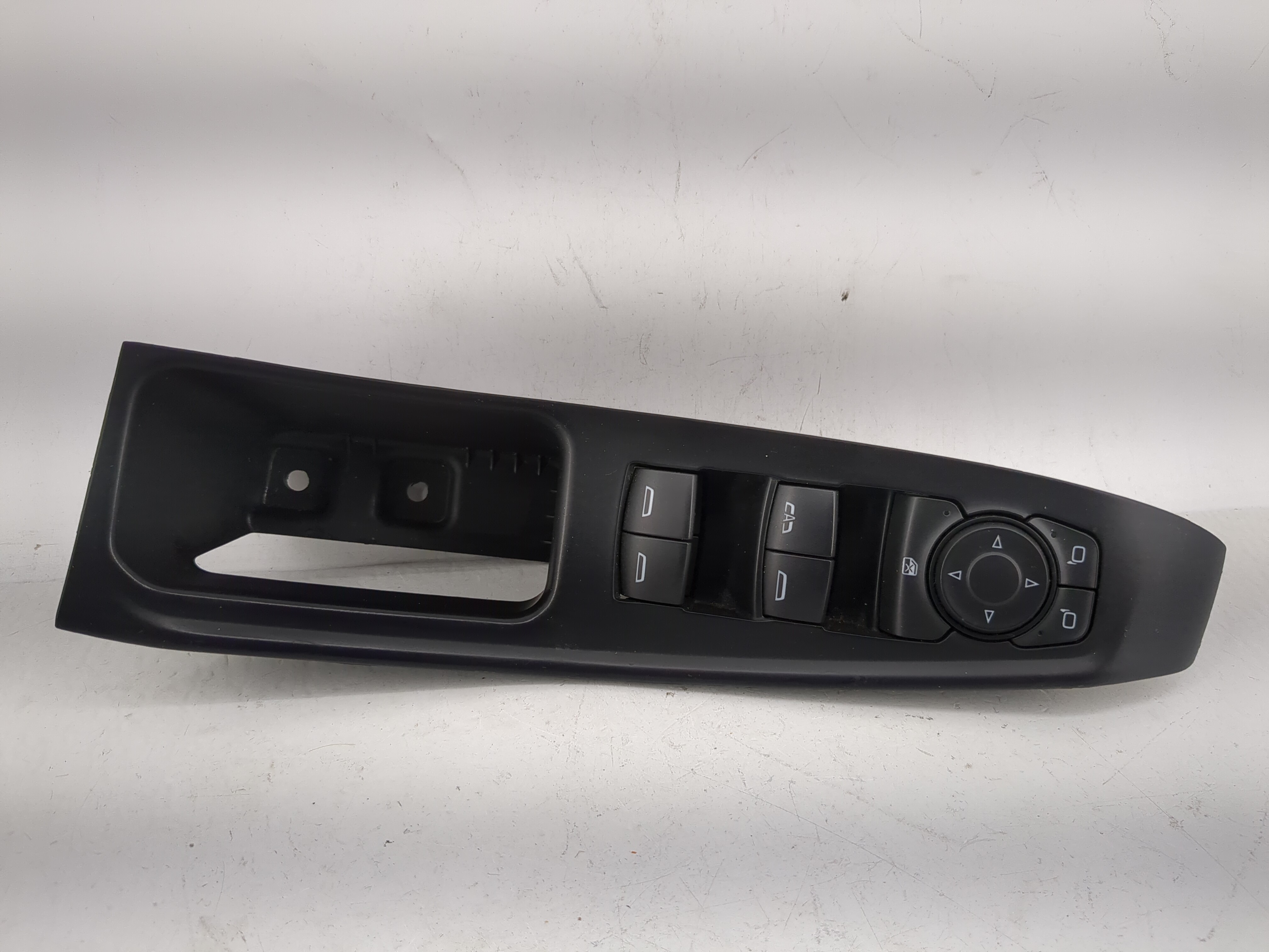 Chevrolet Traverse Driver Left Door Master Power Window Switch 1209385 - Oemusedautoparts1.com