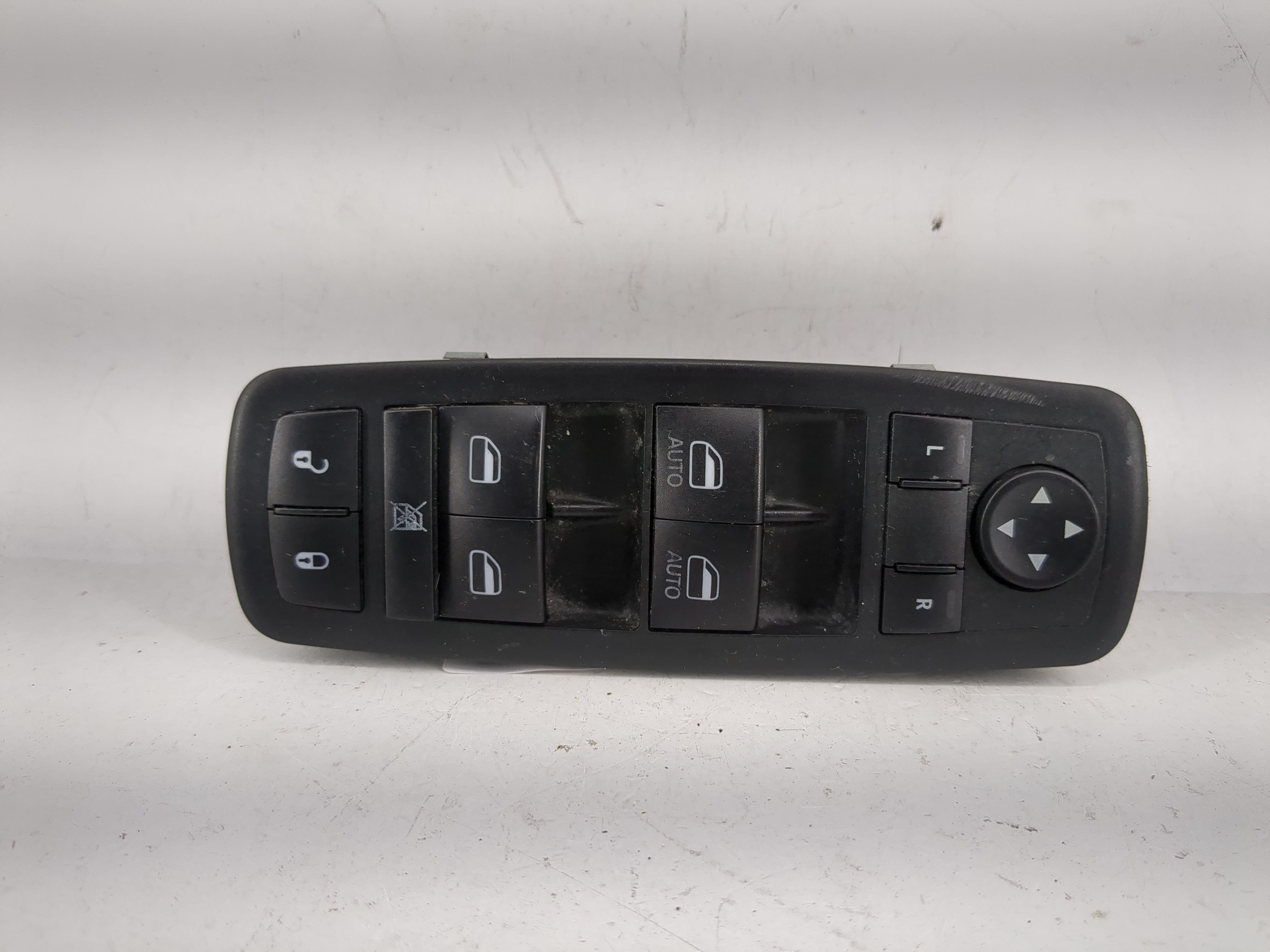 Dodge Caravan Driver Left Door Master Power Window Switch 68298866aa 1209397 - Oemusedautoparts1.com