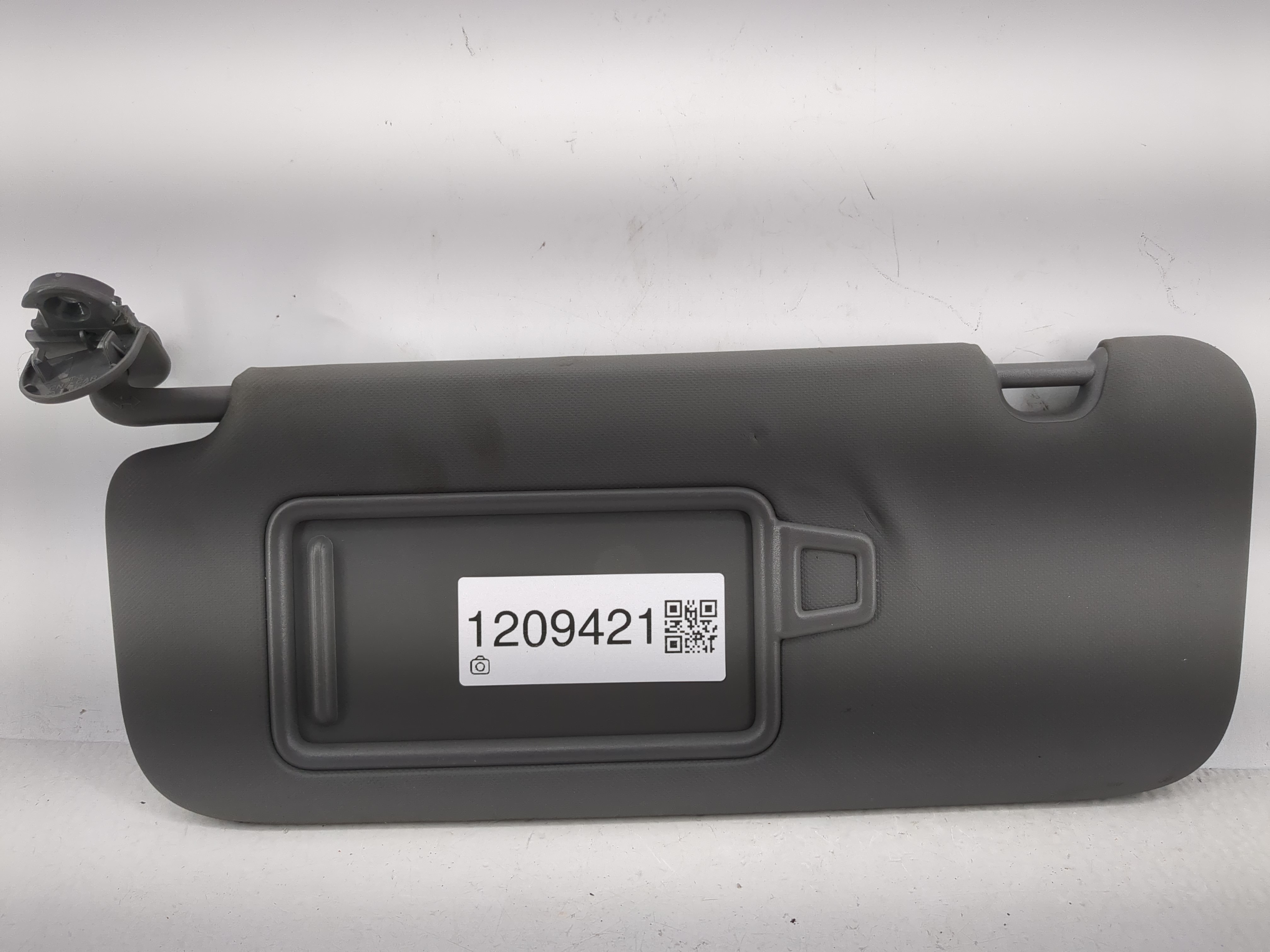 Picture of 2023 Hyundai Elantra Driver Sun Visor Mirror Left Sunvisor Dark Gray 1209421