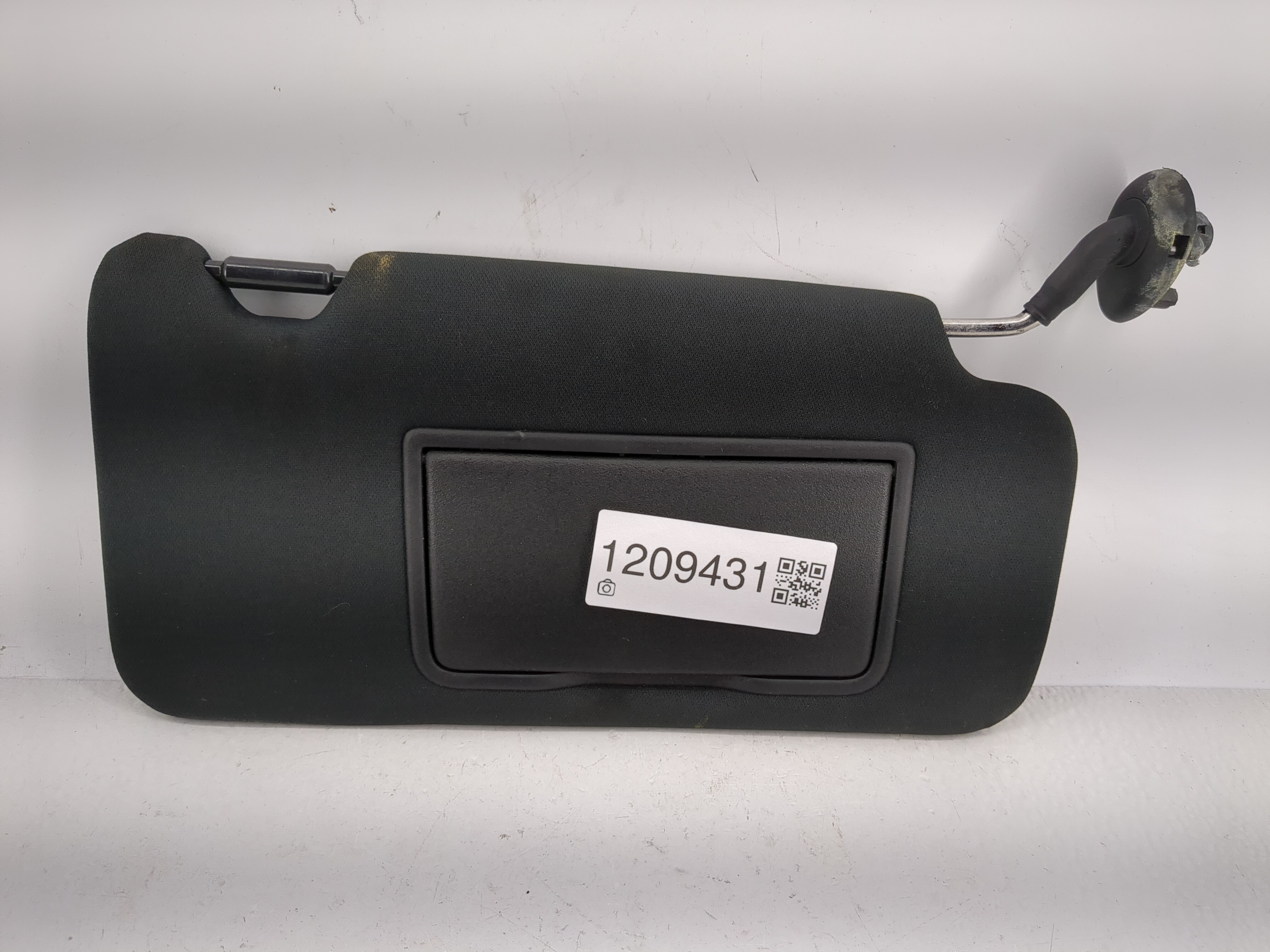 2016-2022 Honda Hr-v Driver Sun Visor Mirror Left Sunvisor Black 1209431 - Oemusedautoparts1.com