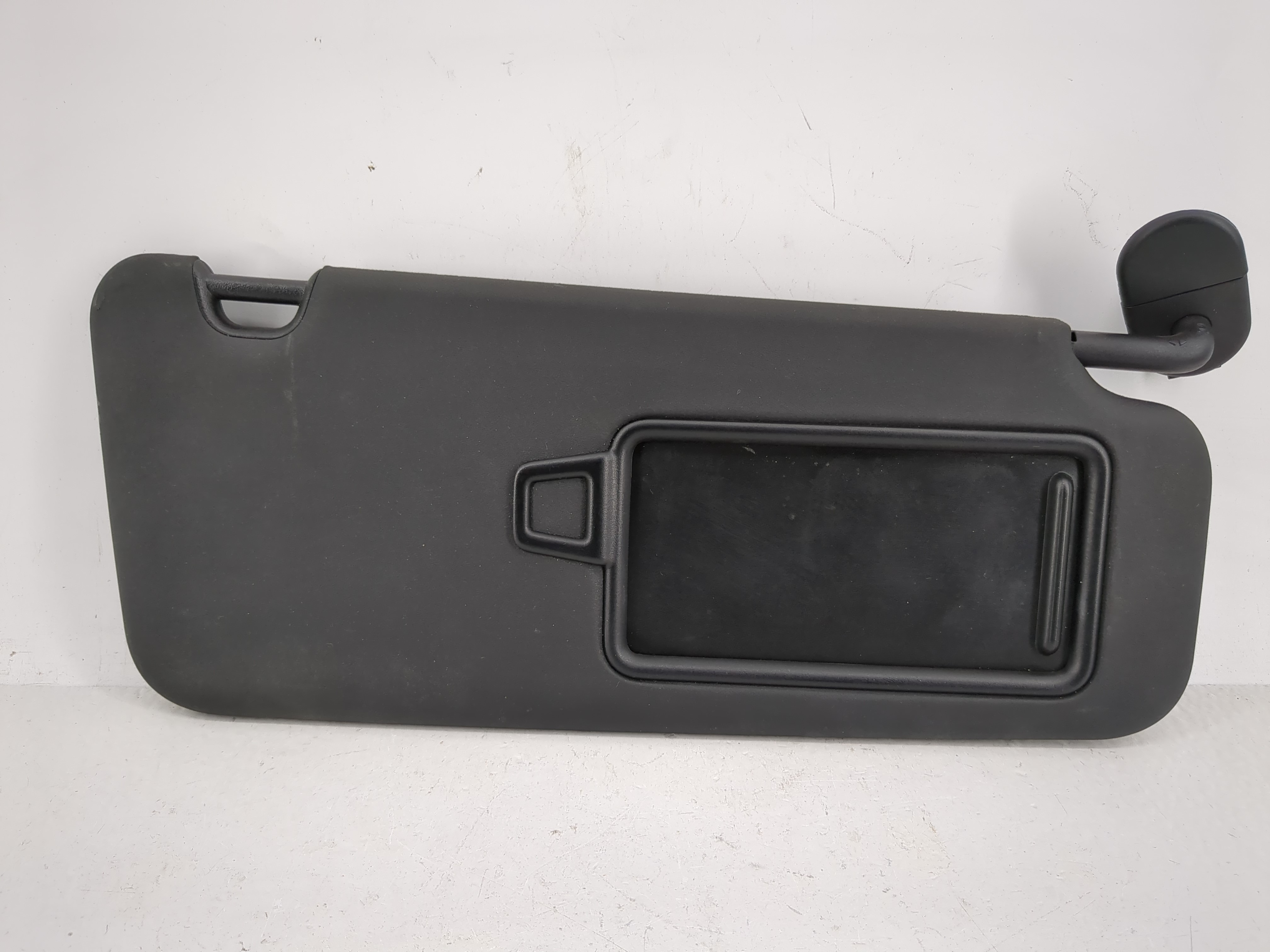 2019-2020 Hyundai Veloster Driver Sun Visor Mirror Left Sunvisor Black 1209475 - Oemusedautoparts1.com