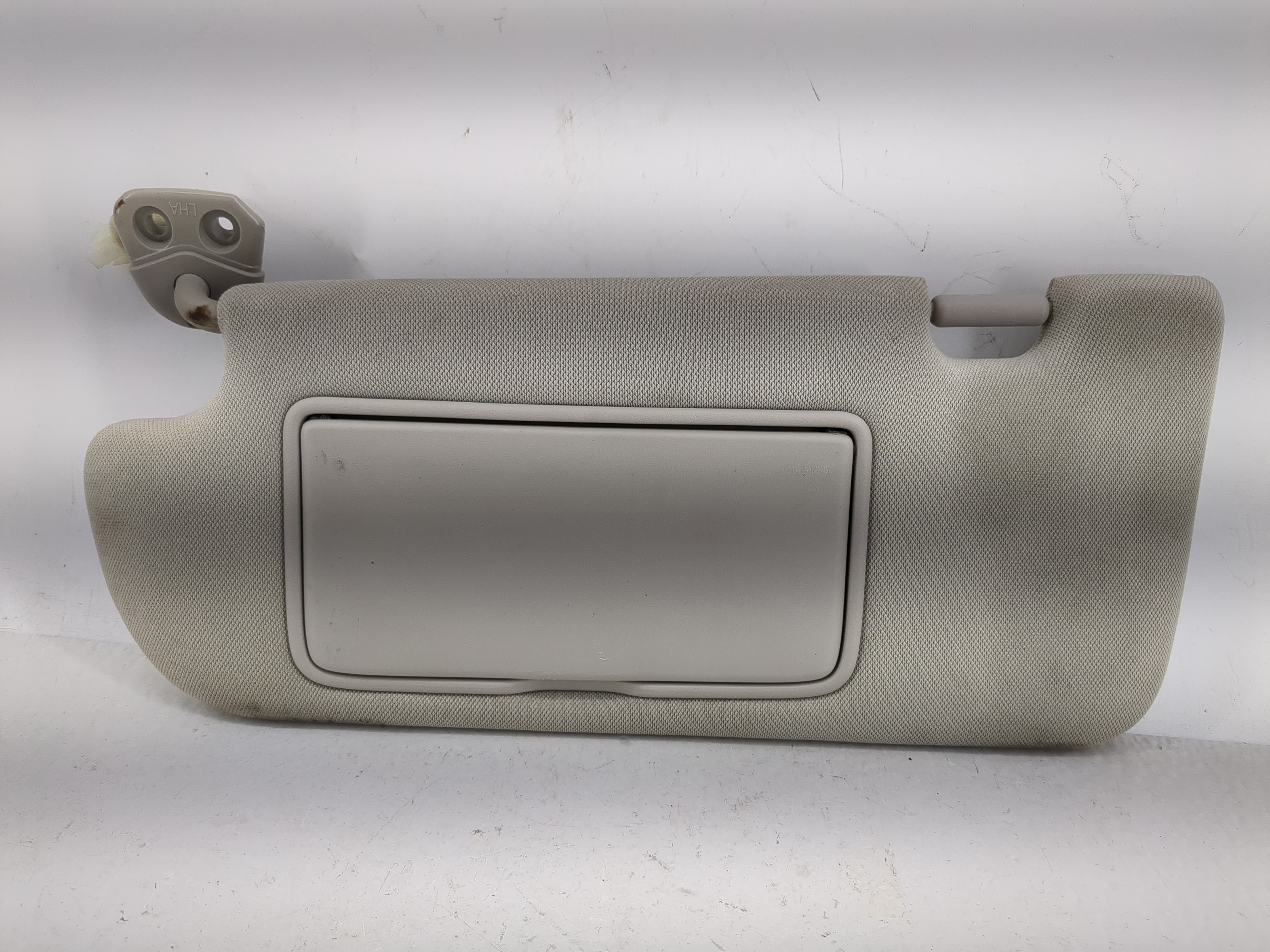 2014-2020 Infiniti Q50 Driver Sun Visor Mirror Left Sunvisor Ivory 1209482 - Oemusedautoparts1.com