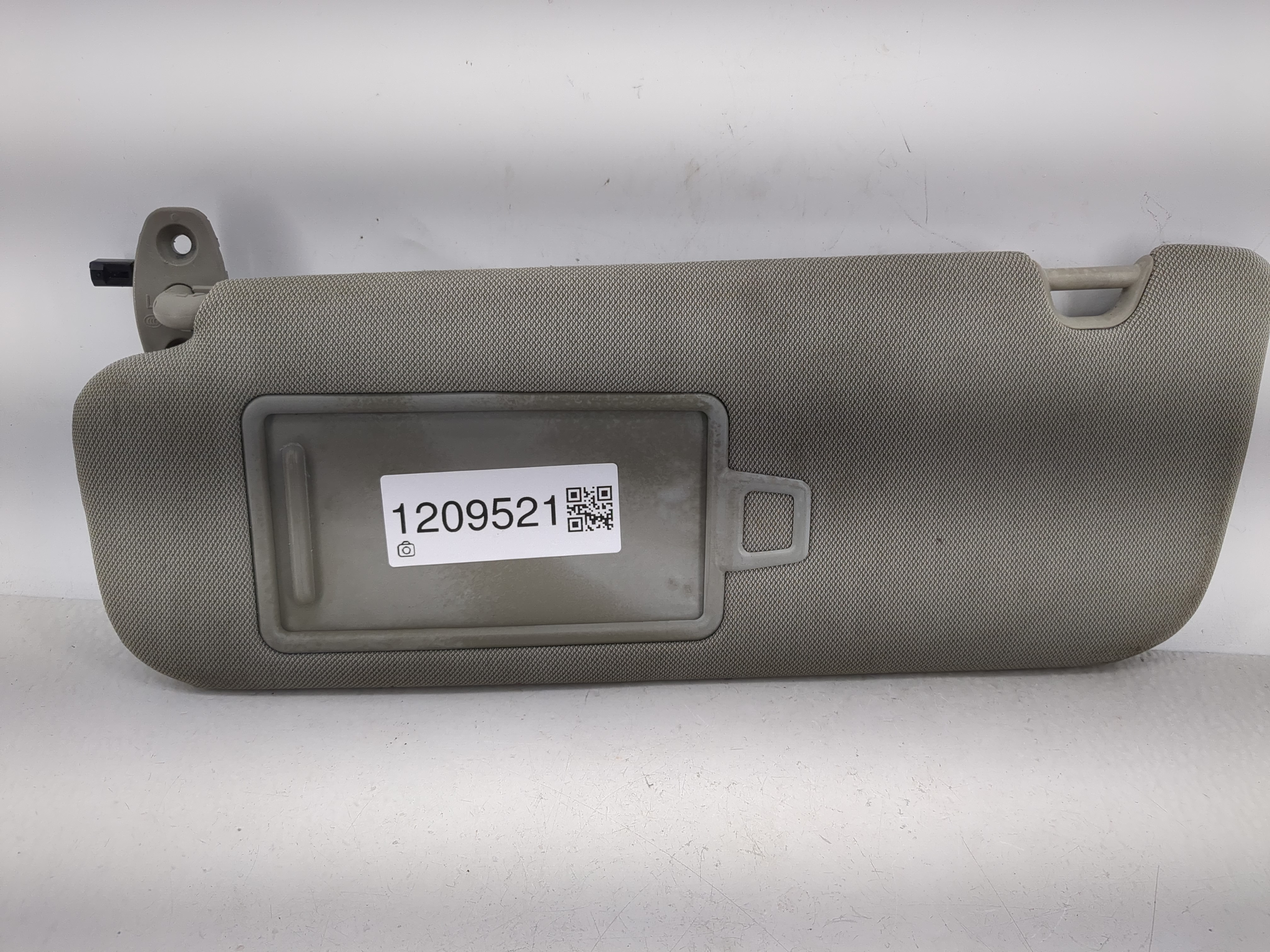 2015-2020 Kia Sedona Driver Sun Visor Mirror Left Sunvisor Grey 1209521 - Oemusedautoparts1.com