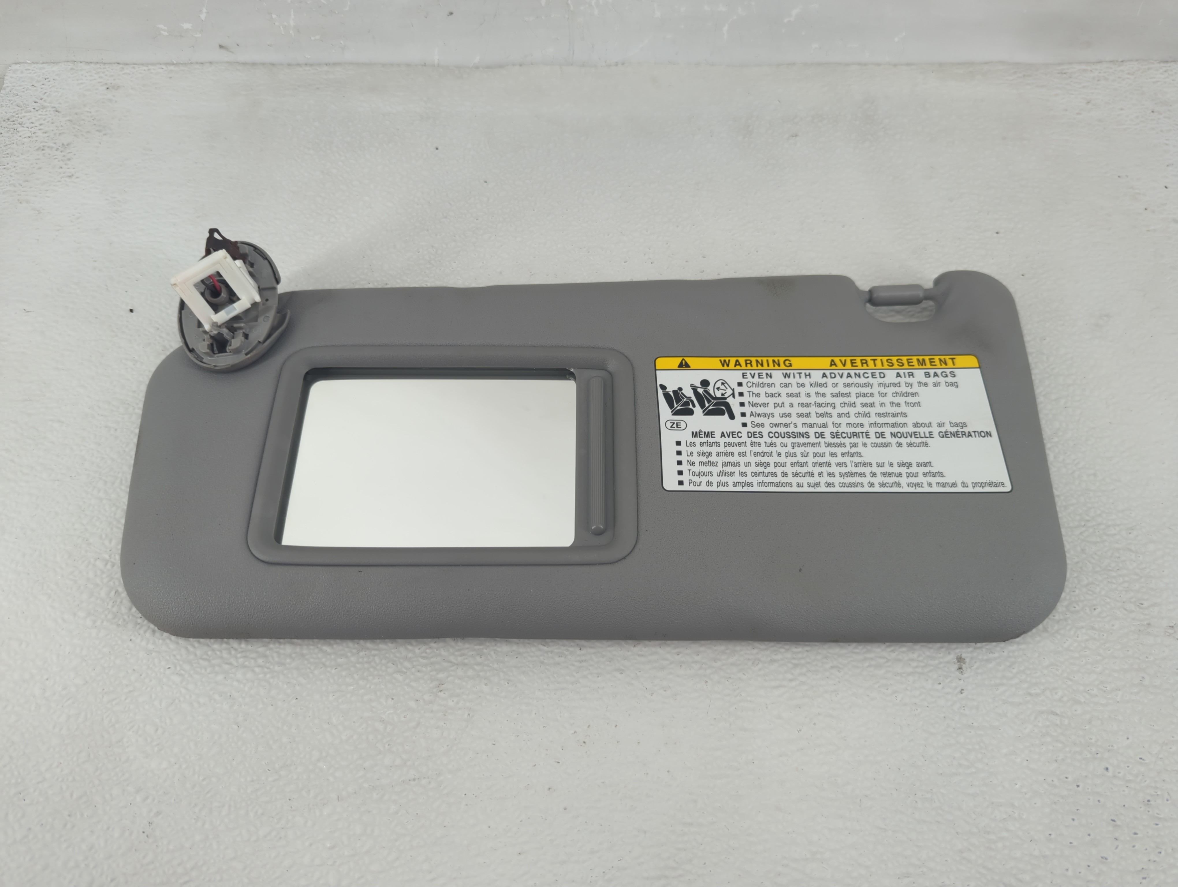 2006-2009 Toyota Rav4 Driver Sun Visor Mirror Left Sunvisor Grey 1209560 - Oemusedautoparts1.com