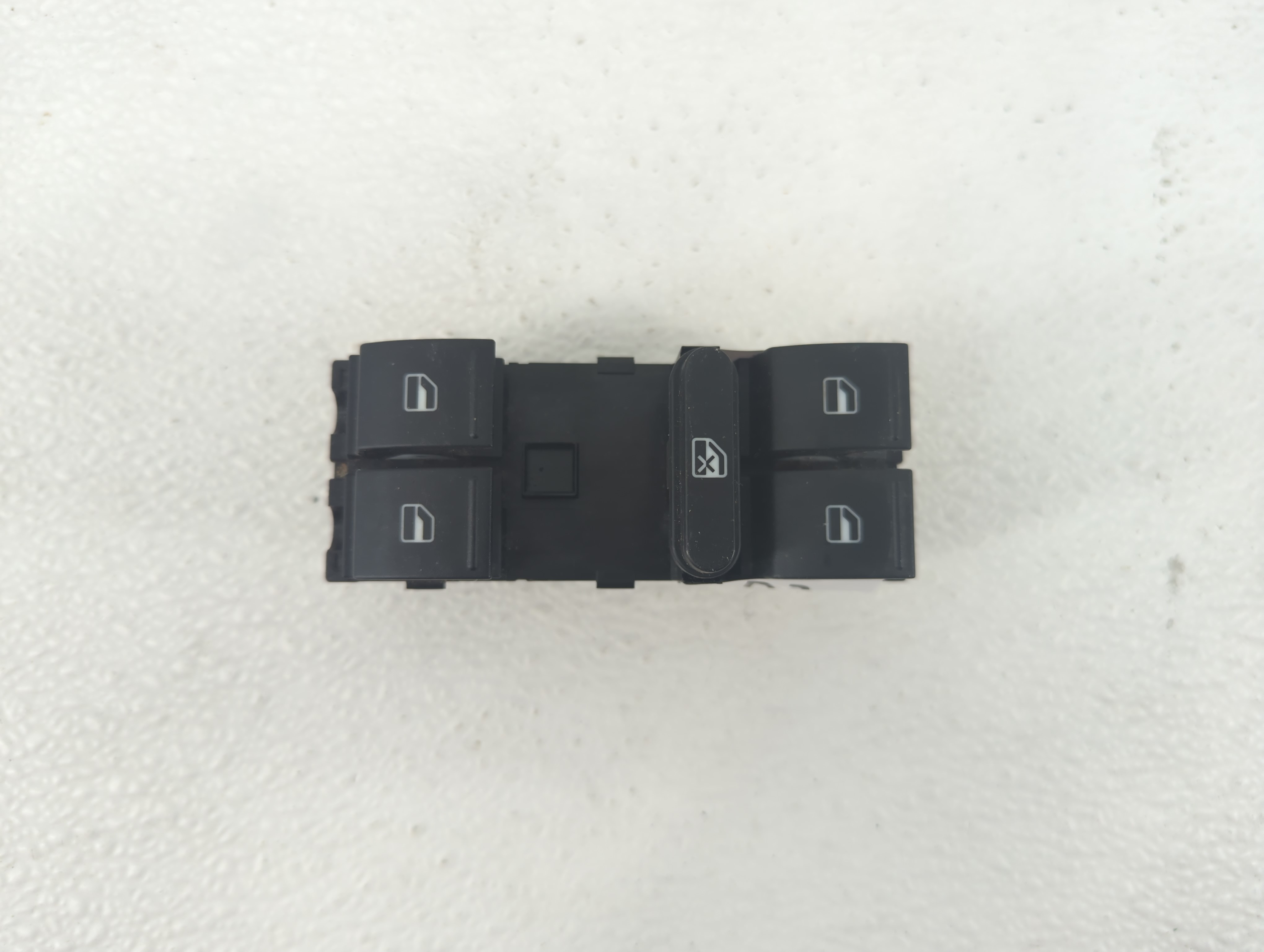 2005-2018 Volkswagen Jetta Driver Left Door Master Power Window Switch 1209563 - Oemusedautoparts1.com