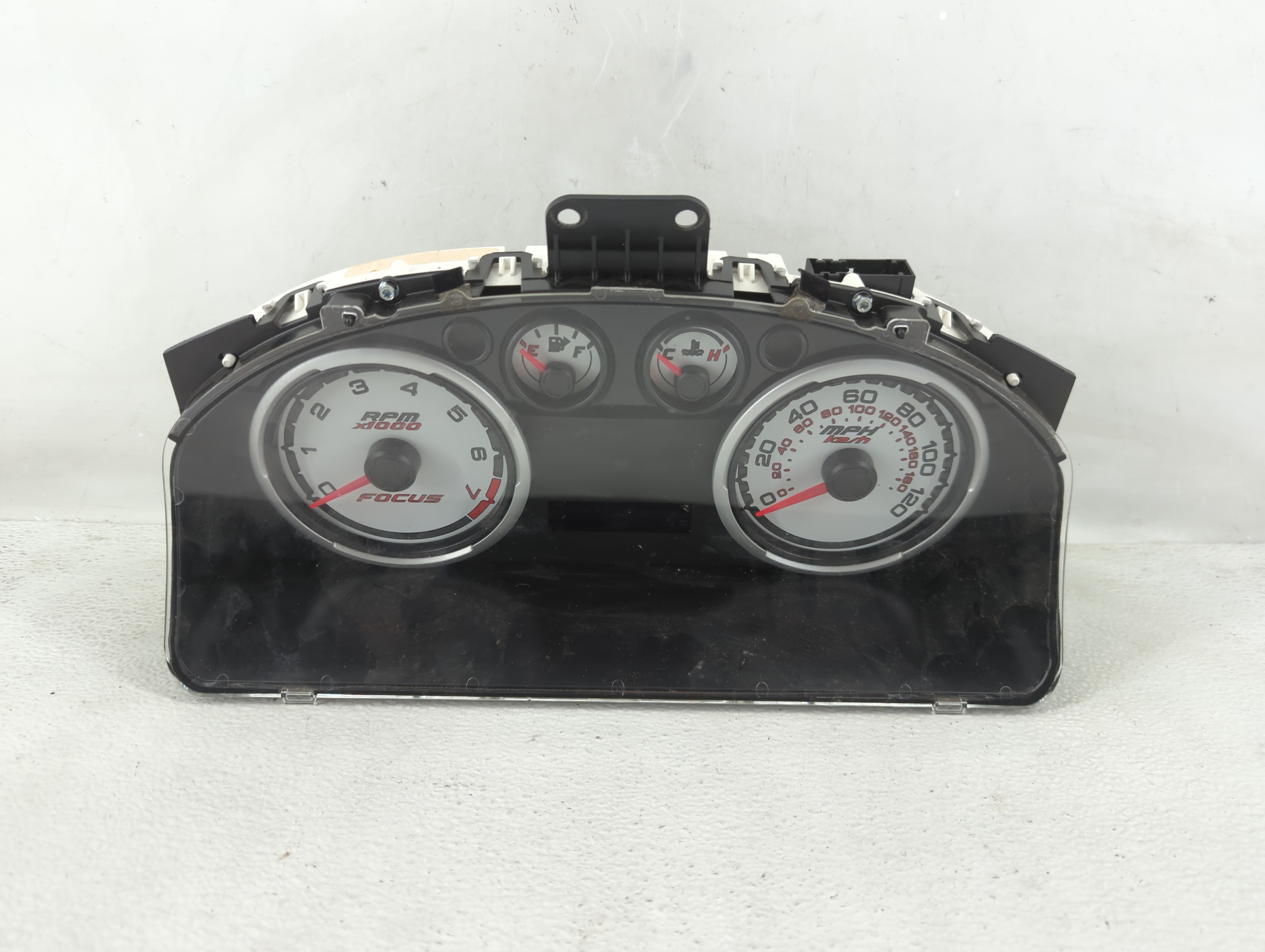 2009-2009 Ford Focus Speedometer Instrument Cluster Gauges 1209605 - Oemusedautoparts1.com