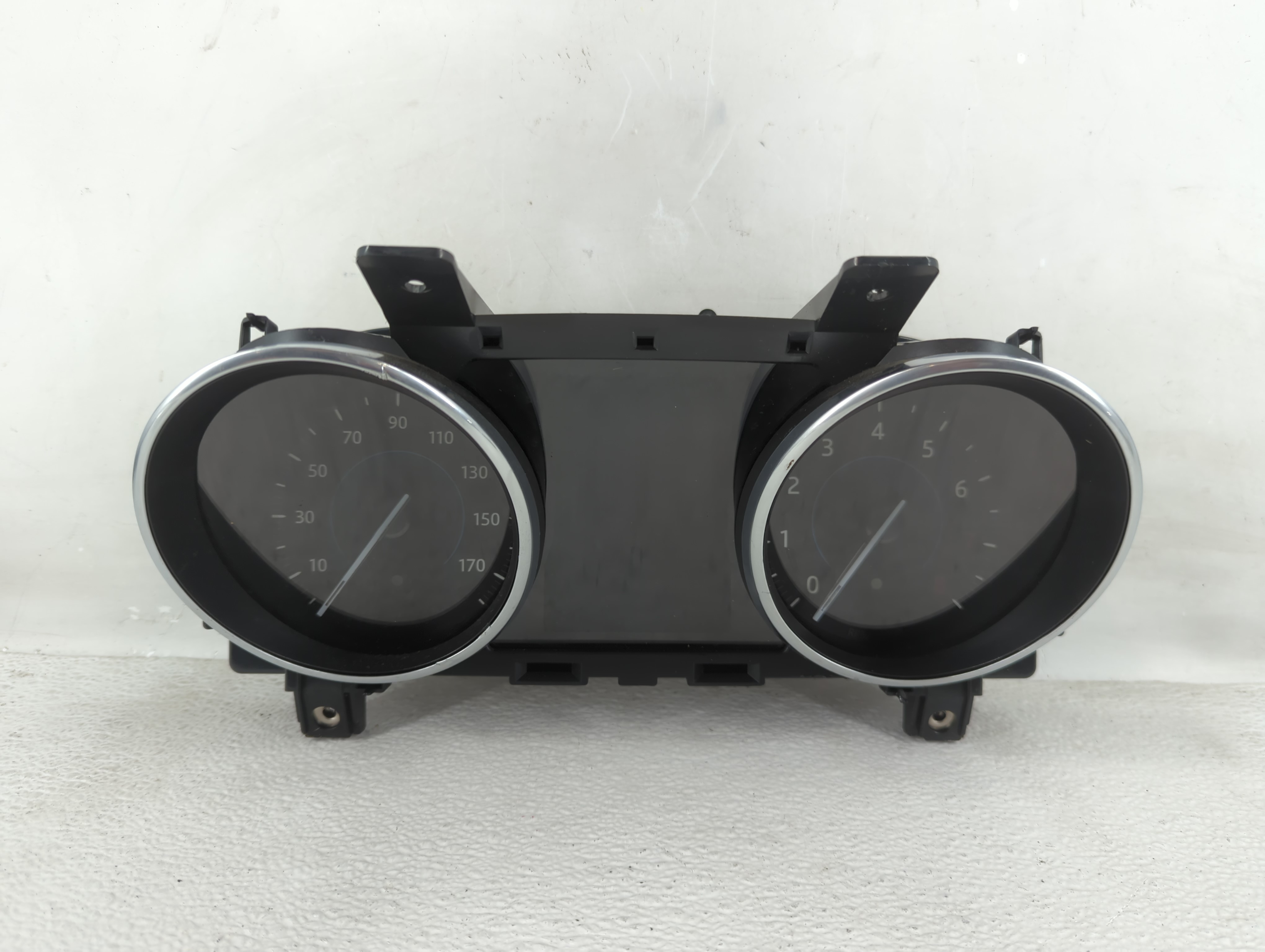 2016-2017 Jaguar Xf Speedometer Instrument Cluster Gauges Gx6310849af 1209609 - Oemusedautoparts1.com