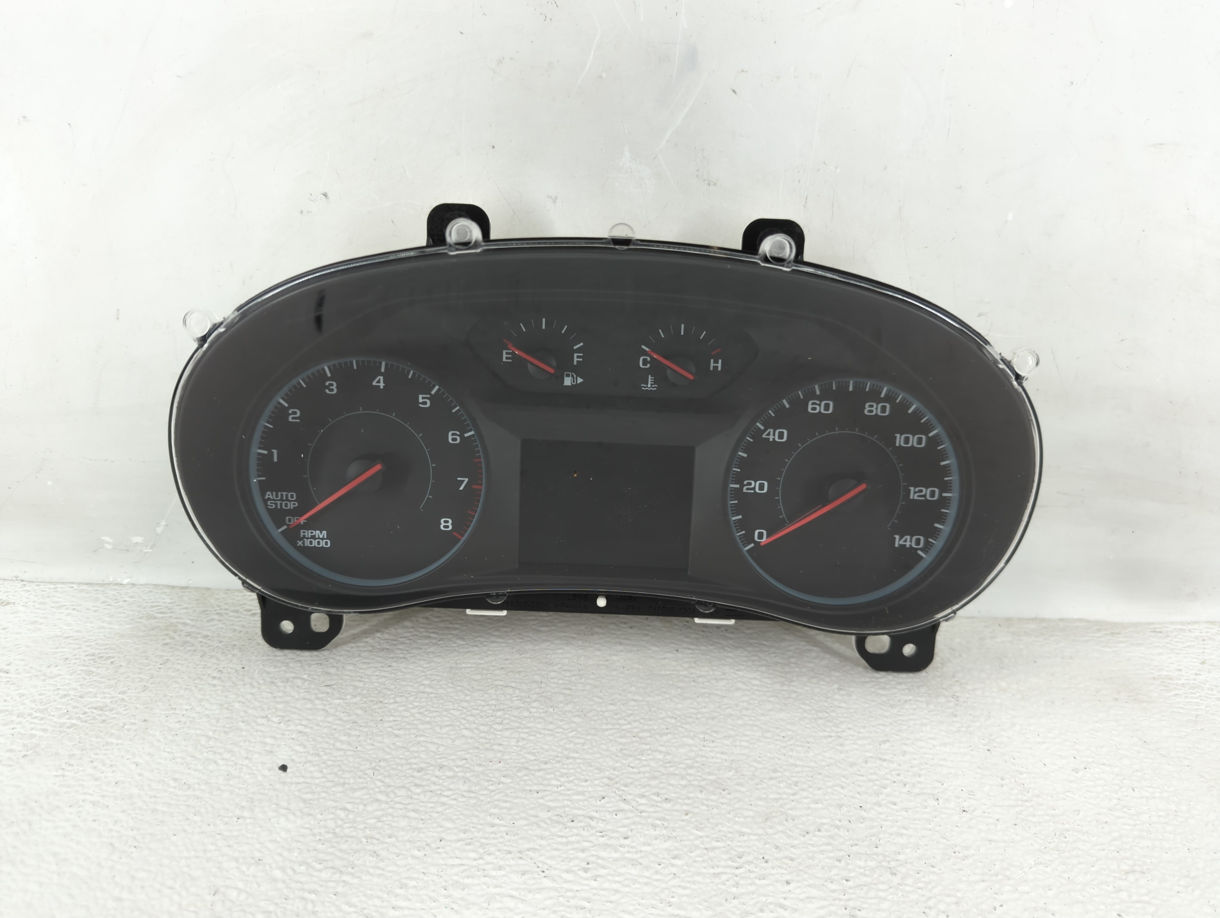 2016-2016 Chevrolet Malibu Speedometer Instrument Cluster Gauges 1209618 - Oemusedautoparts1.com