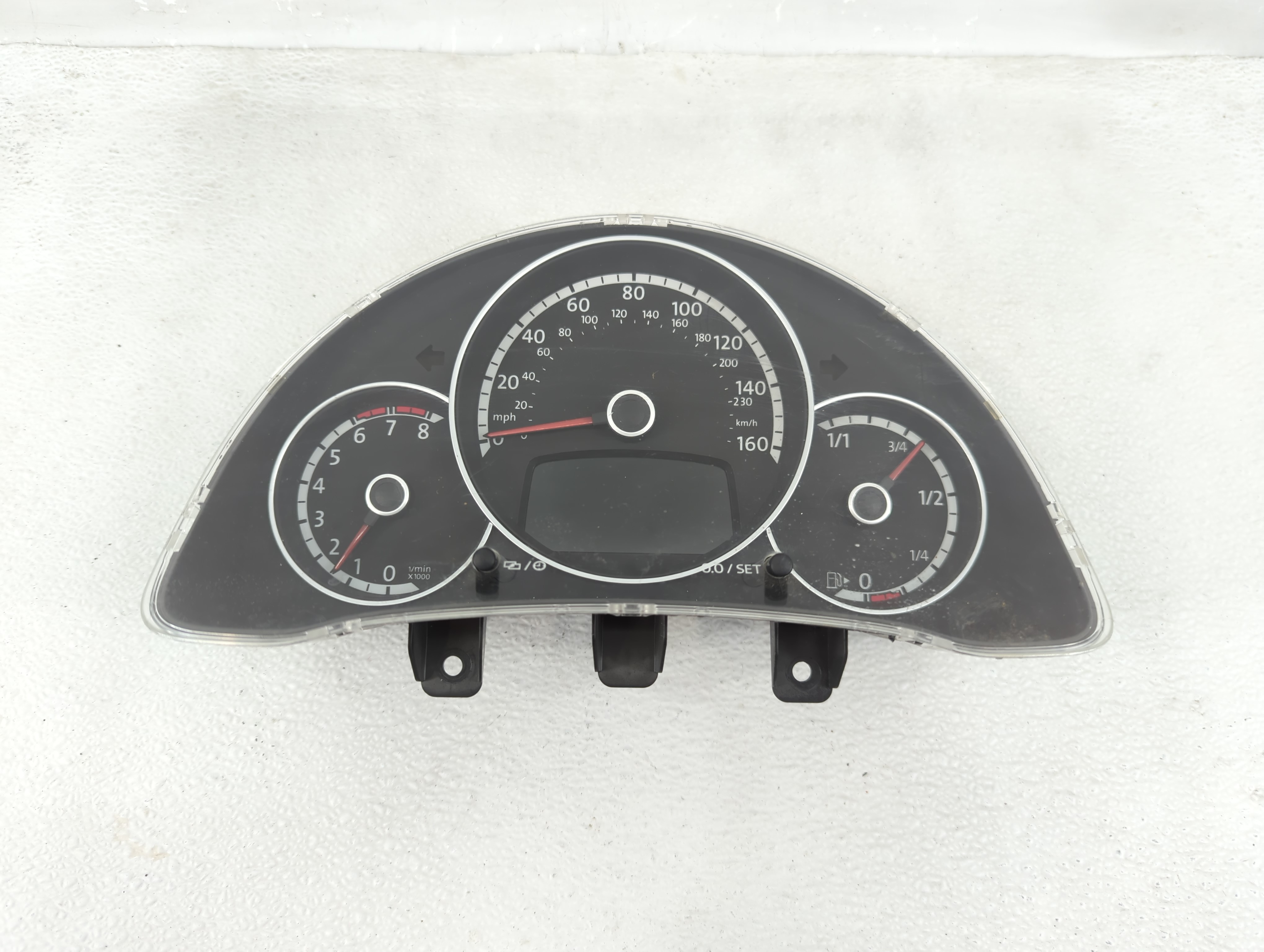 2013-2014 Volkswagen Beetle Speedometer Instrument Cluster Gauges 1209621 - Oemusedautoparts1.com