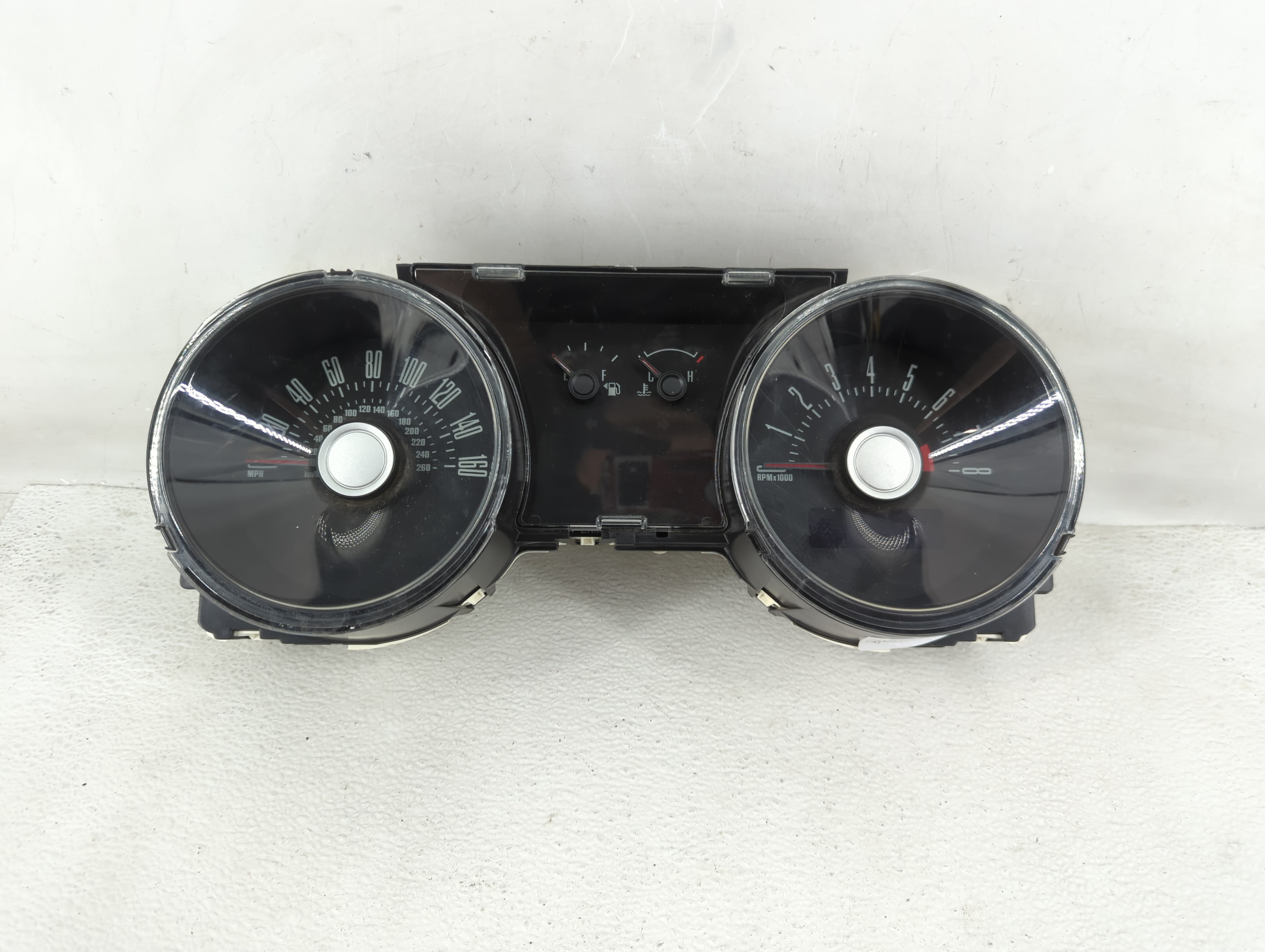 2012-2012 Ford Mustang Speedometer Instrument Cluster Gauges Ar33-10890 1209624 - Oemusedautoparts1.com