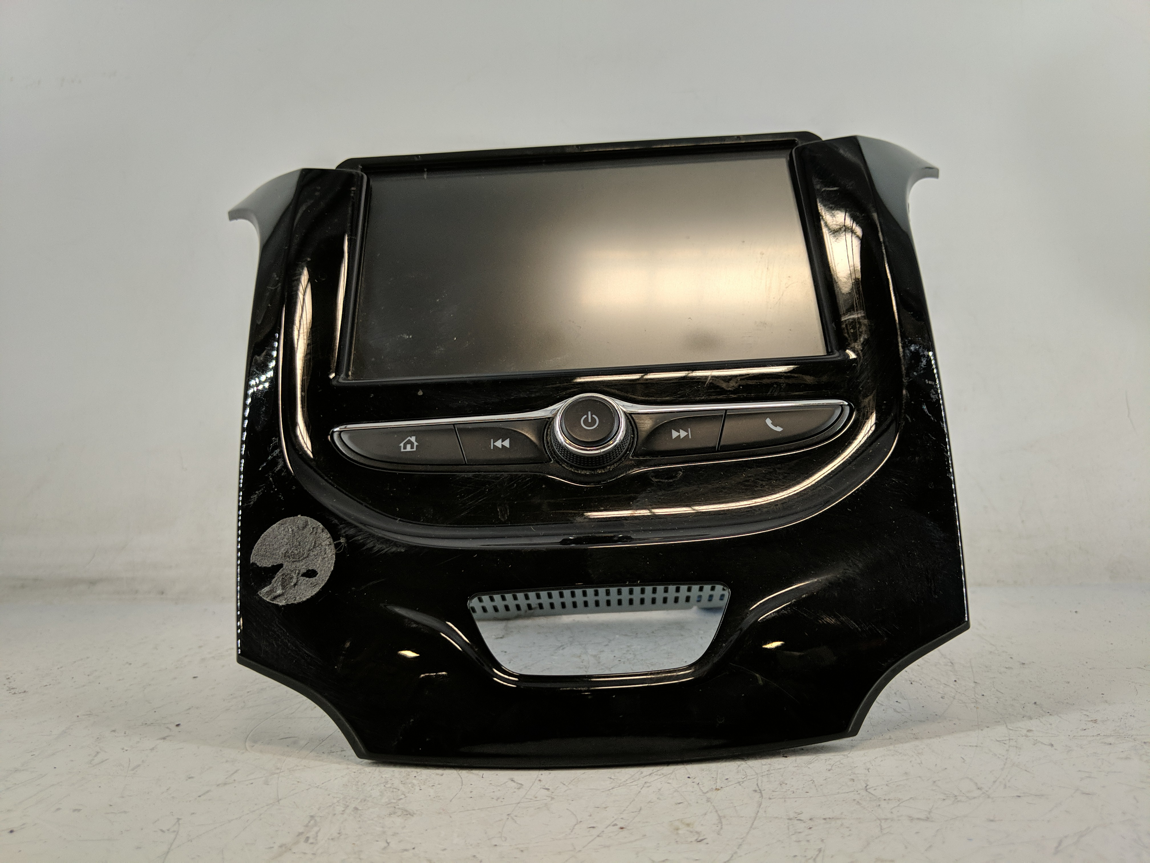 2017-2017 Chevrolet Cruze Am Fm Cd Player Radio Receiver 1209637 - Oemusedautoparts1.com