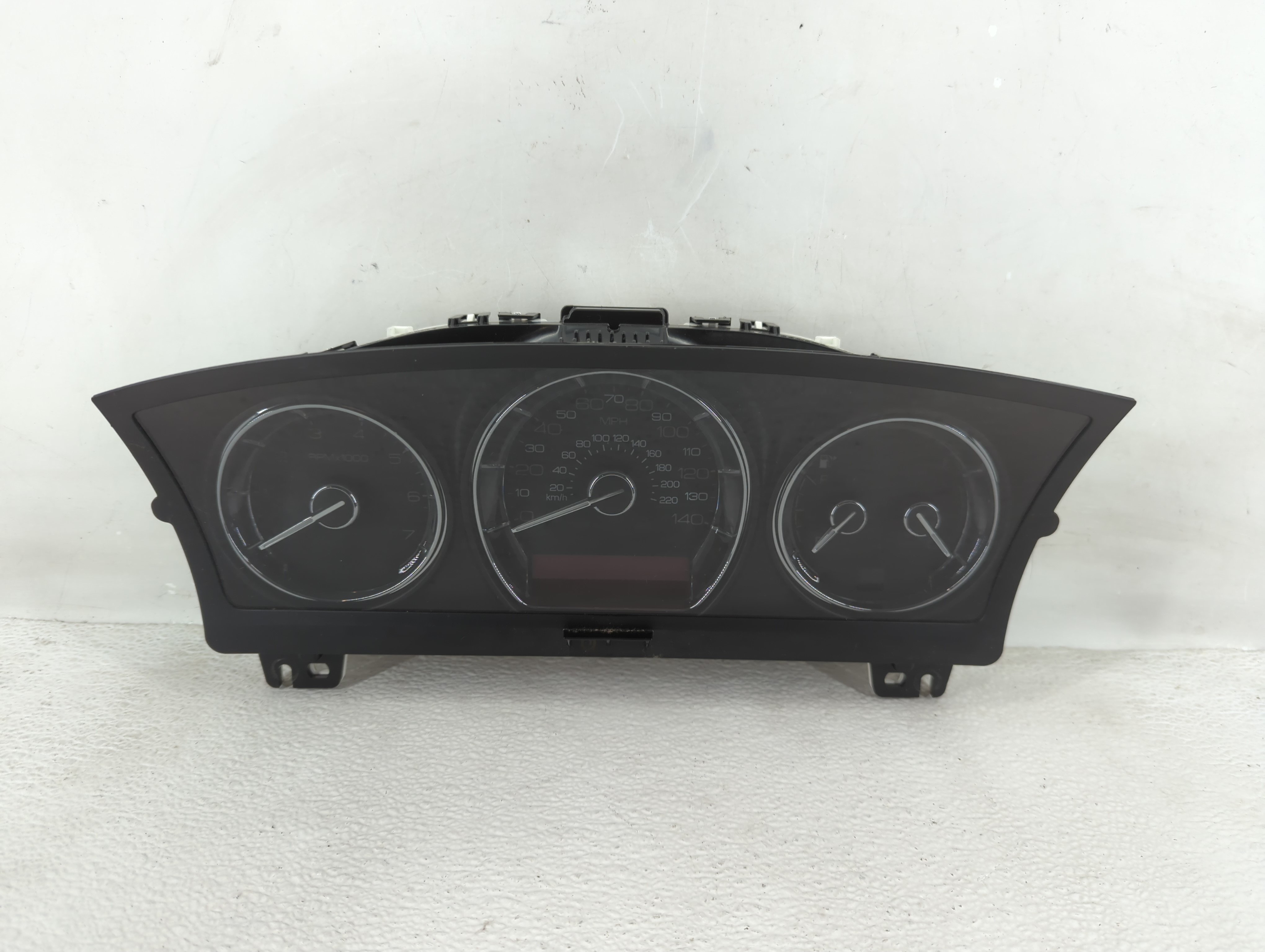 2010-2010 Lincoln Mks Speedometer Instrument Cluster Gauges 1209690 - Oemusedautoparts1.com