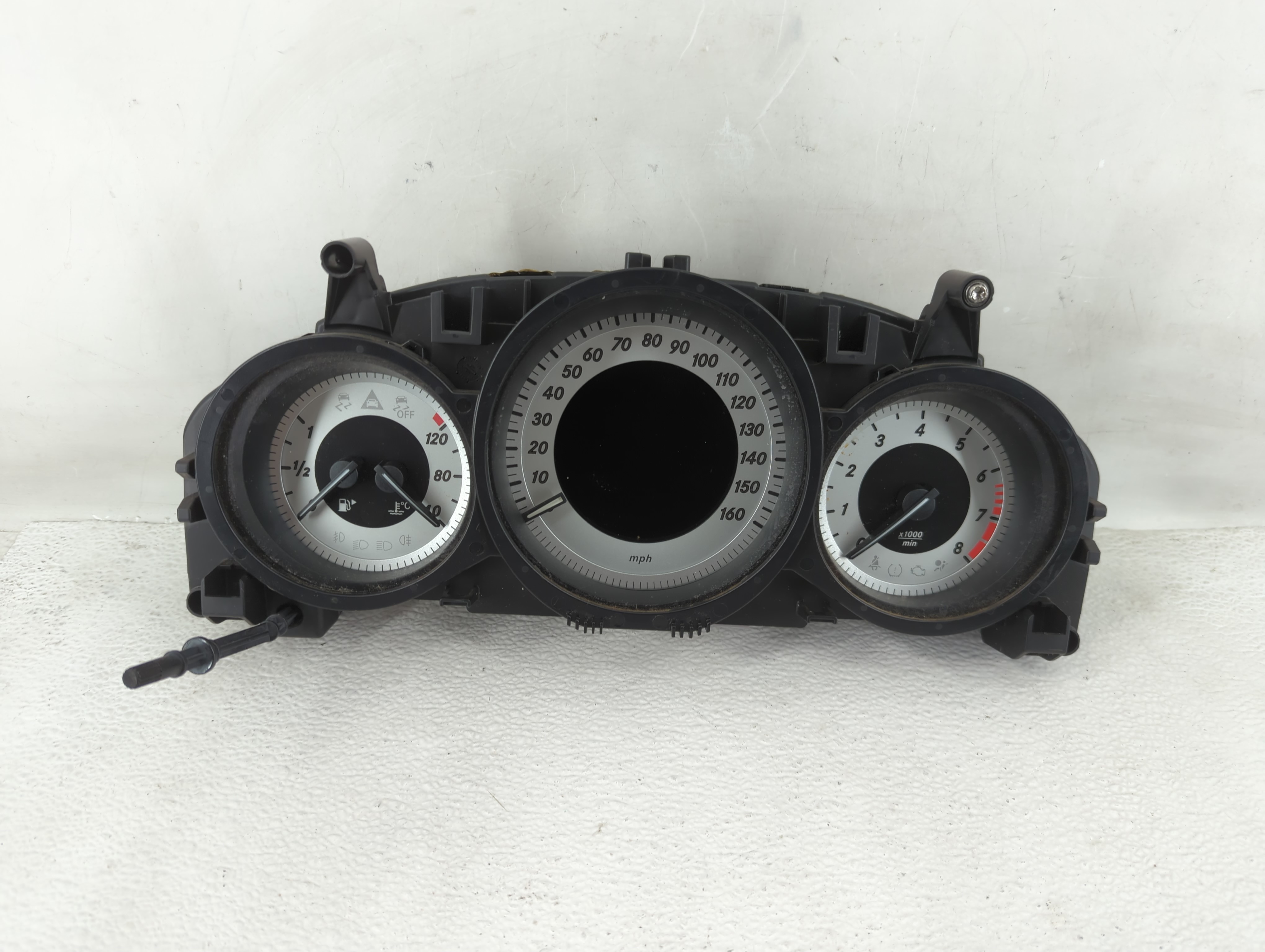 2012-2012 Mercedes-benz C250 Speedometer Instrument Cluster Gauges 1209697 - Oemusedautoparts1.com