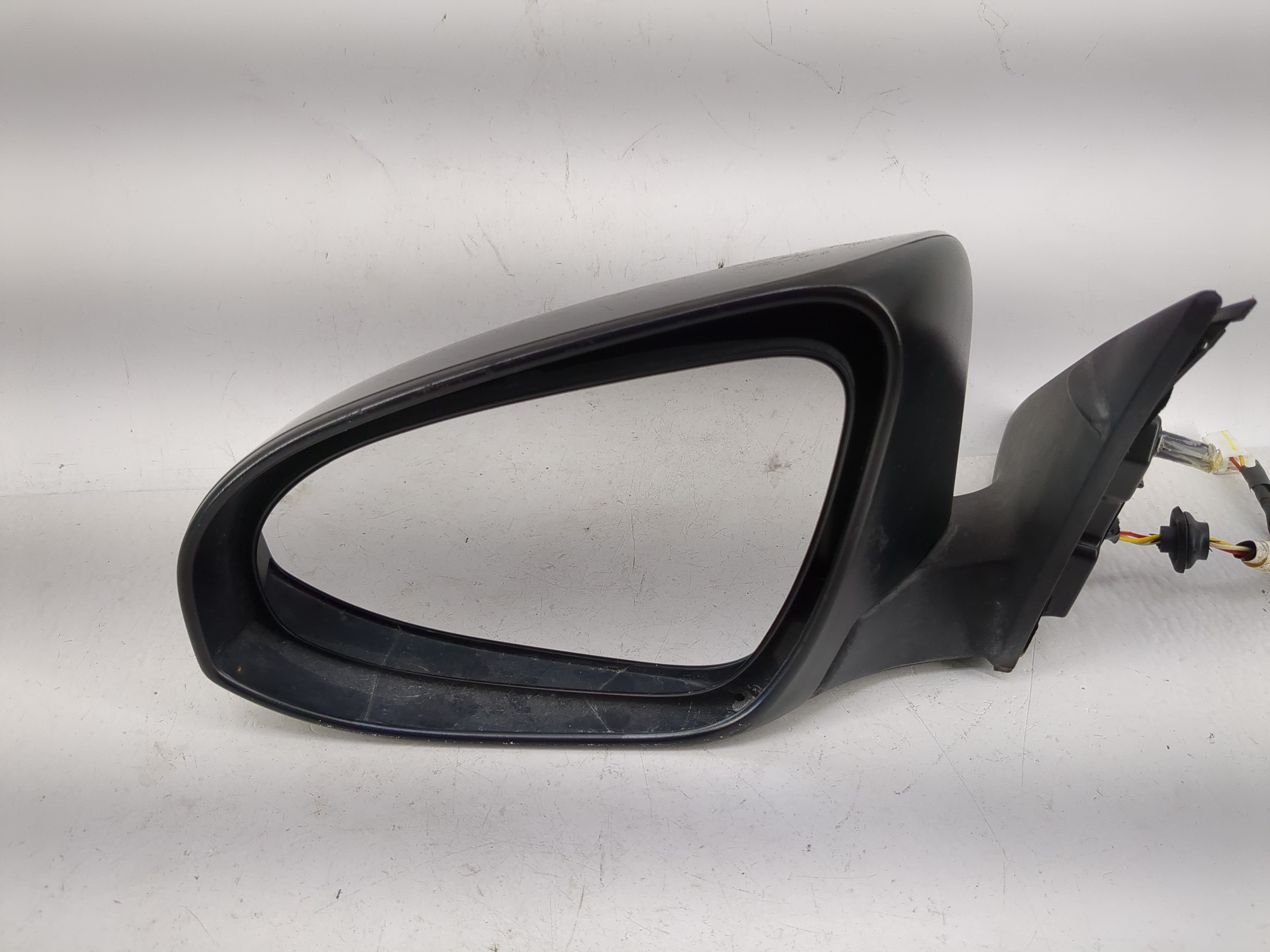 2012-2014 Toyota Camry Passenger Right Side View Power Door Mirror 1209758 - Oemusedautoparts1.com