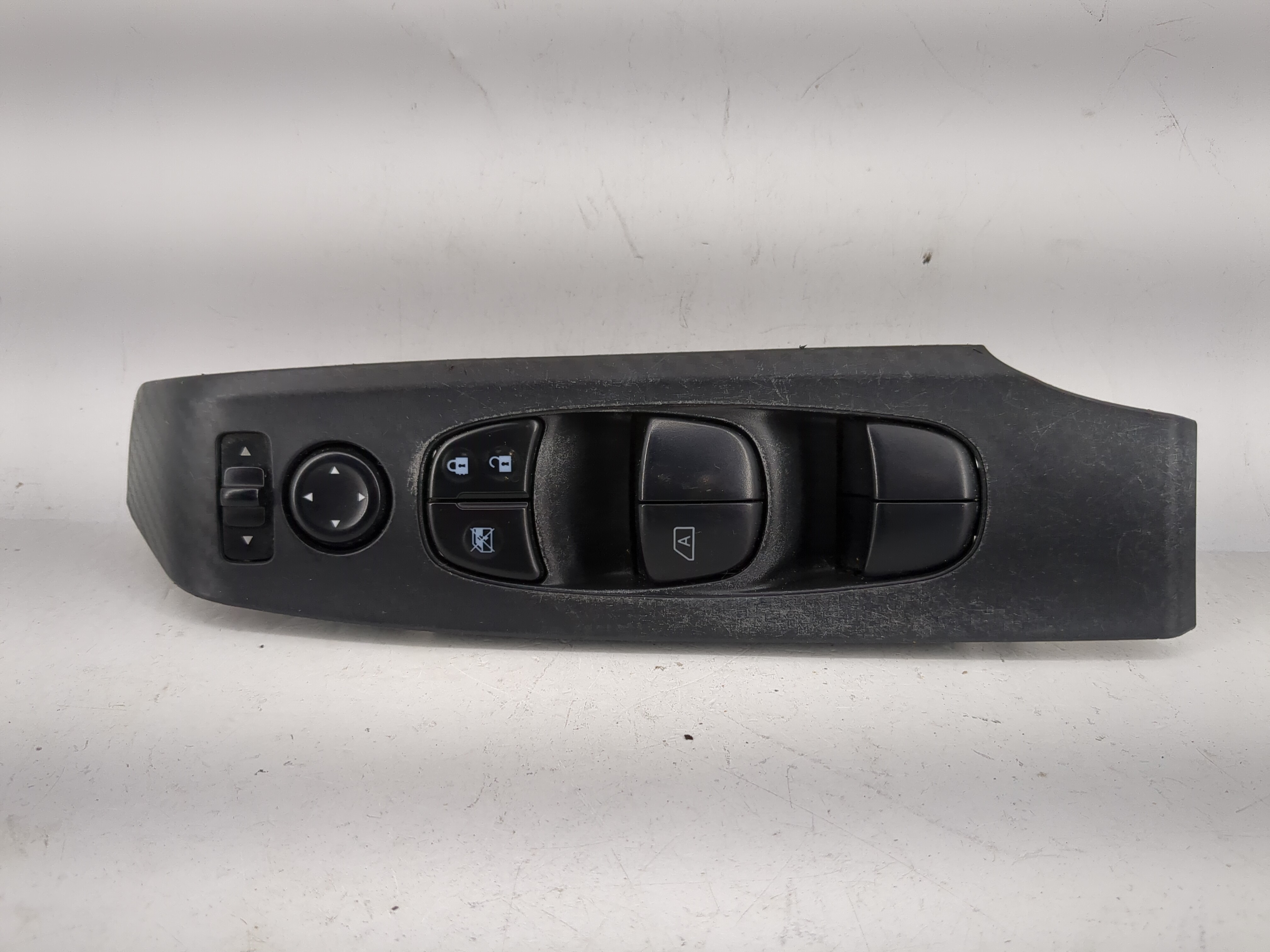 2019-2022 Nissan Altima Driver Left Door Master Power Window Switch 1209766 - Oemusedautoparts1.com