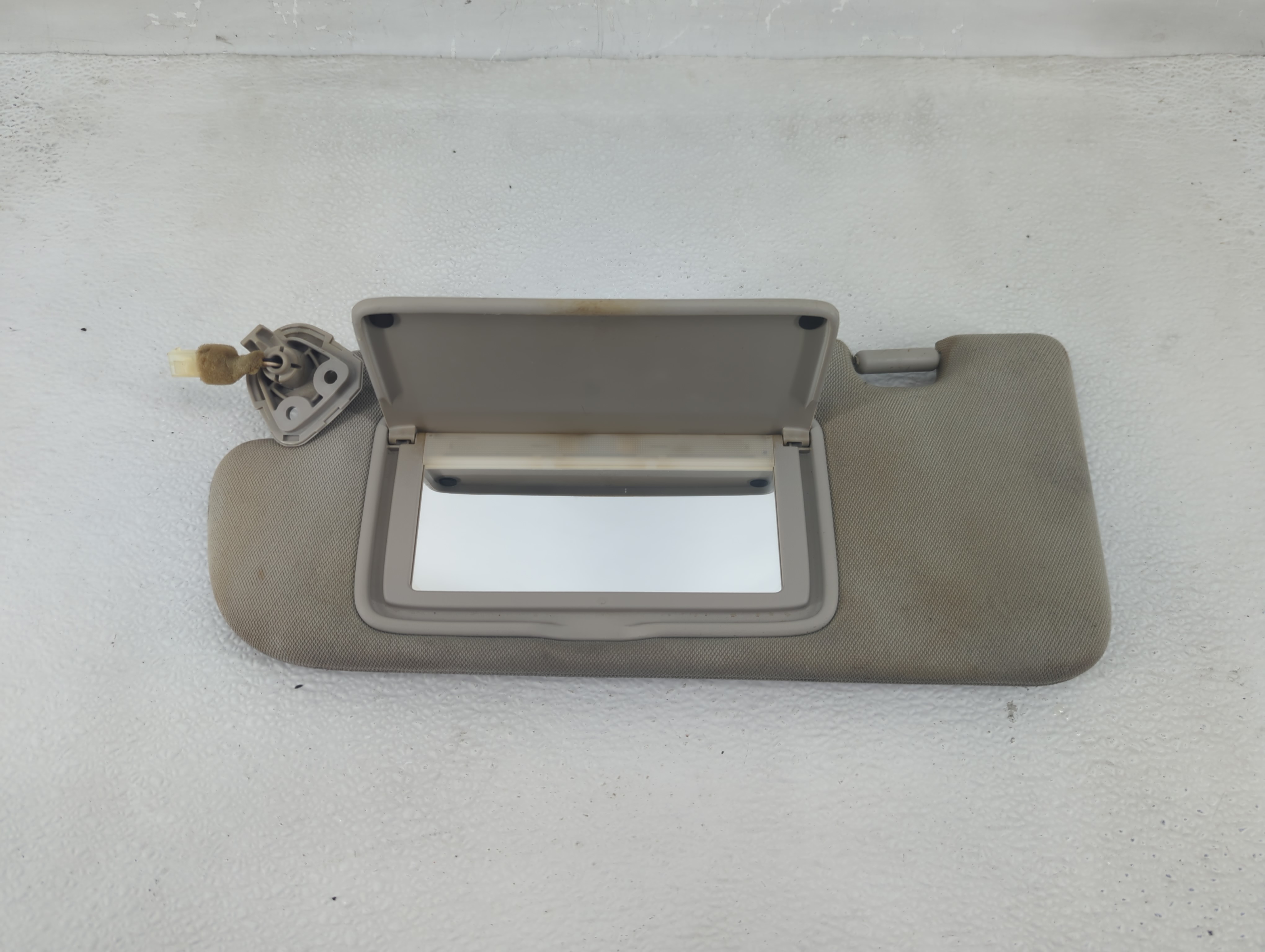 2014-2020 Infiniti Q50 Driver Sun Visor Mirror Left Sunvisor Light Beige 1209785 - Oemusedautoparts1.com