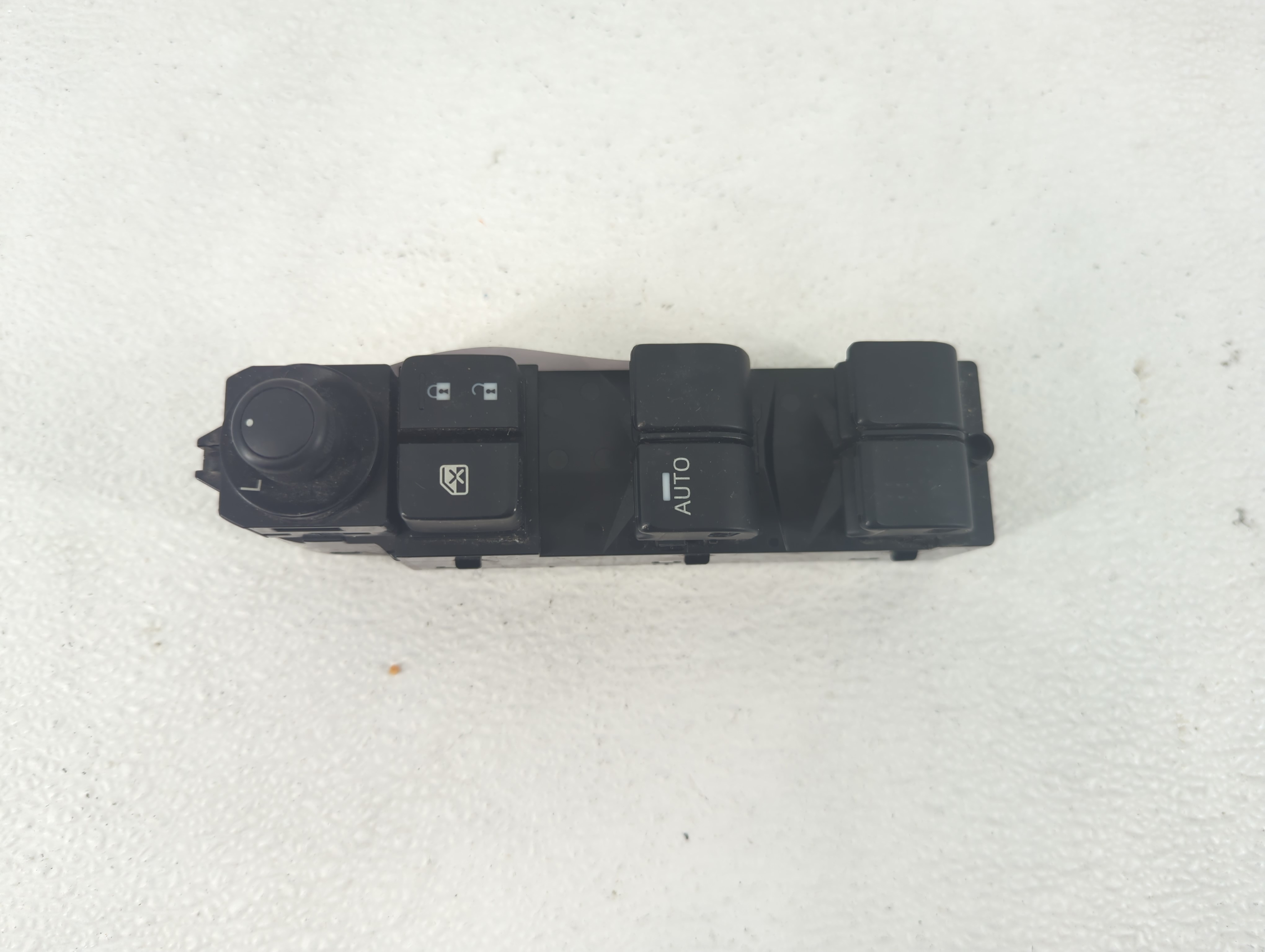 Picture of 2017-2018 Mazda 3 Driver Left Door Master Power Window Switch 1209846