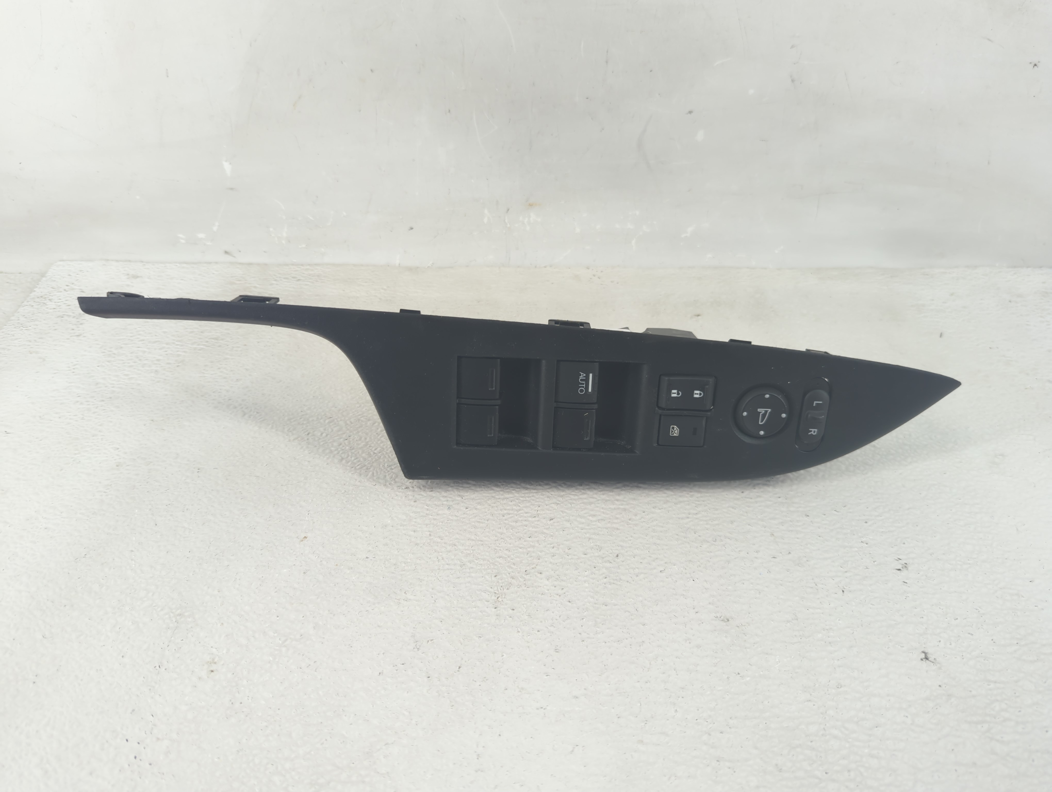 Picture of 2013-2017 Honda Accord Driver Left Door Master Power Window Switch 1209888