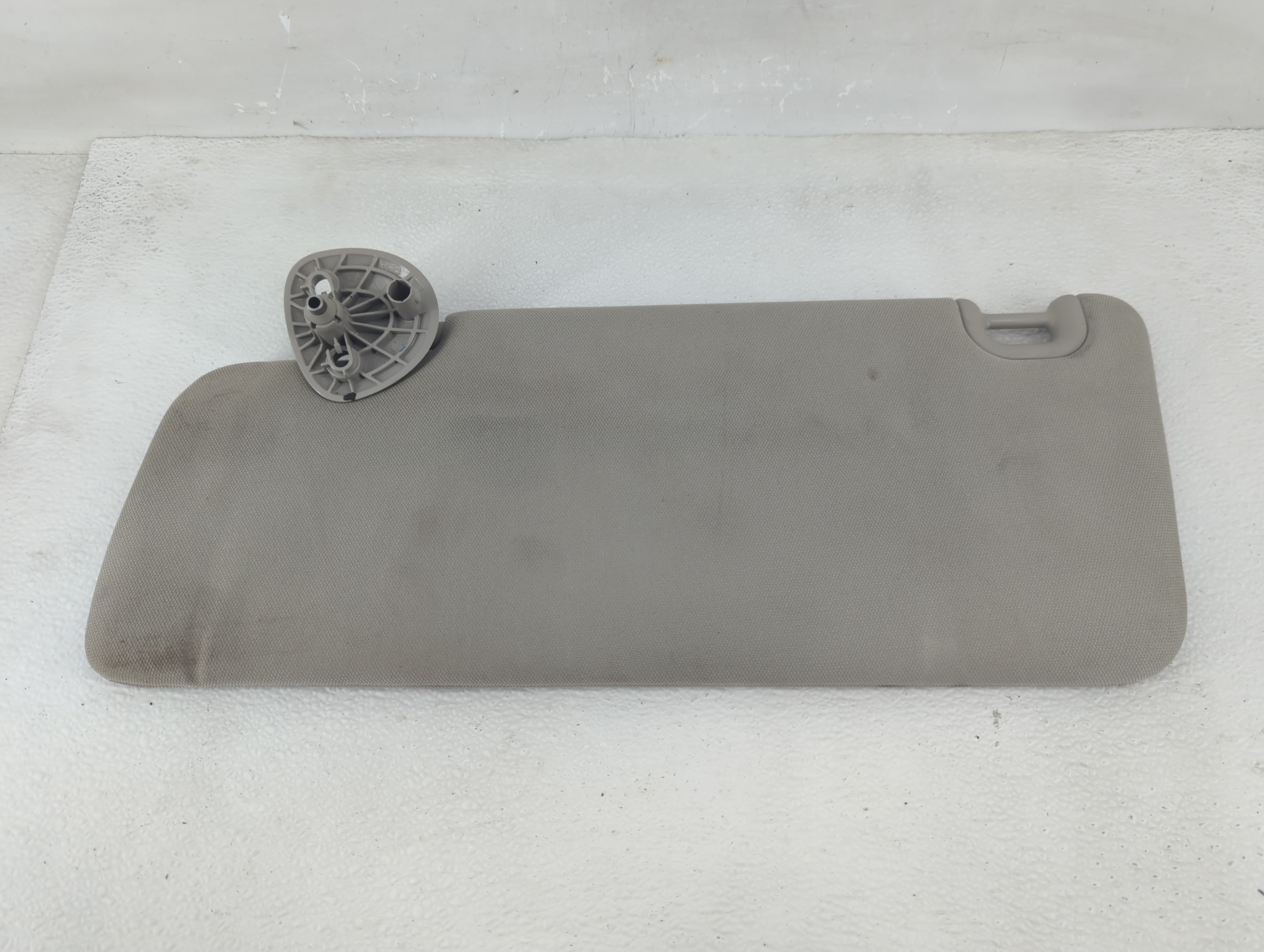 Dodge Ram 1500 Driver Sun Visor Mirror Left Sunvisor Grey 1209902 - Oemusedautoparts1.com