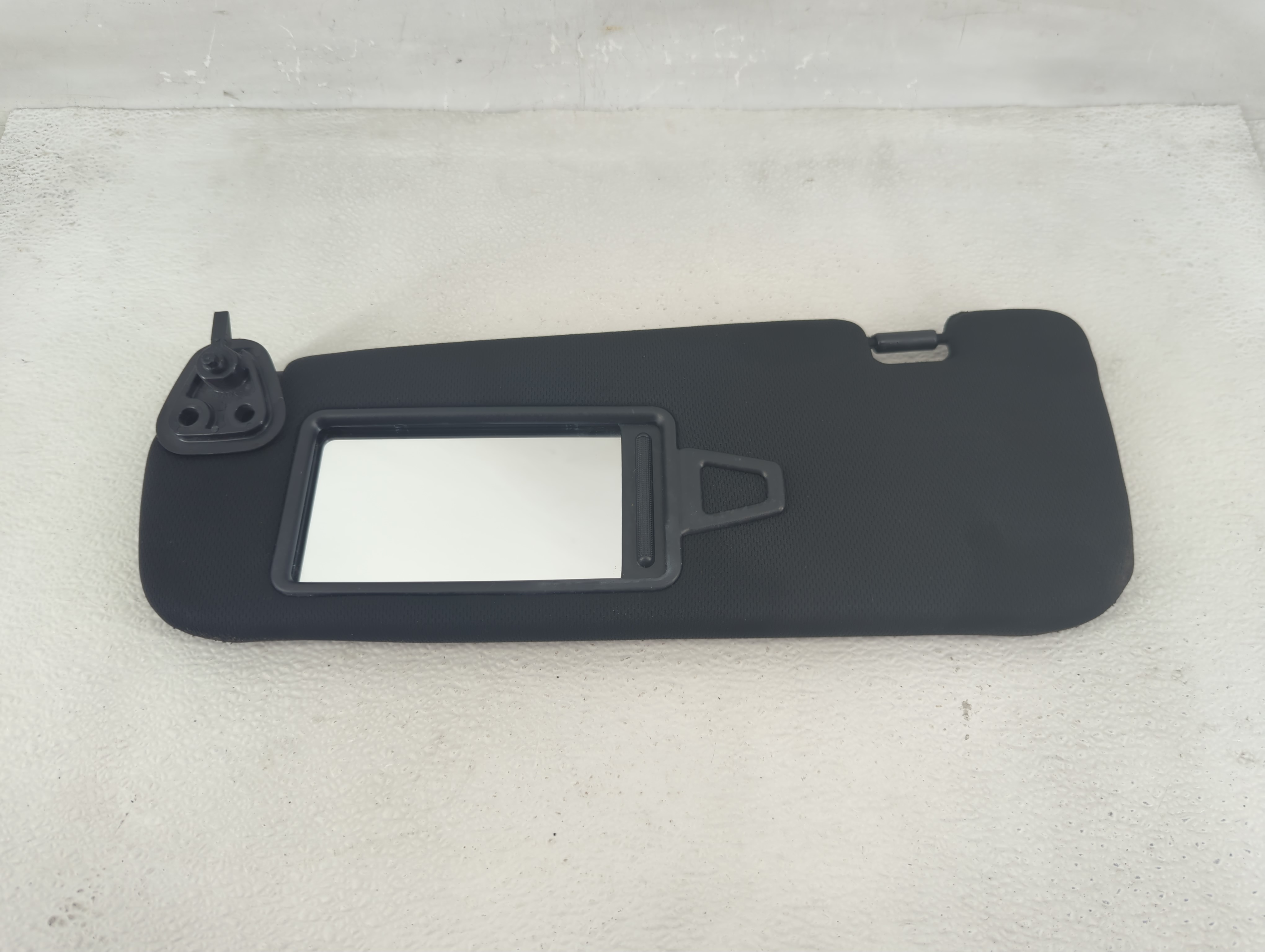 2009-2016 Hyundai Genesis Driver Sun Visor Mirror Left Sunvisor Black 1209911 - Oemusedautoparts1.com
