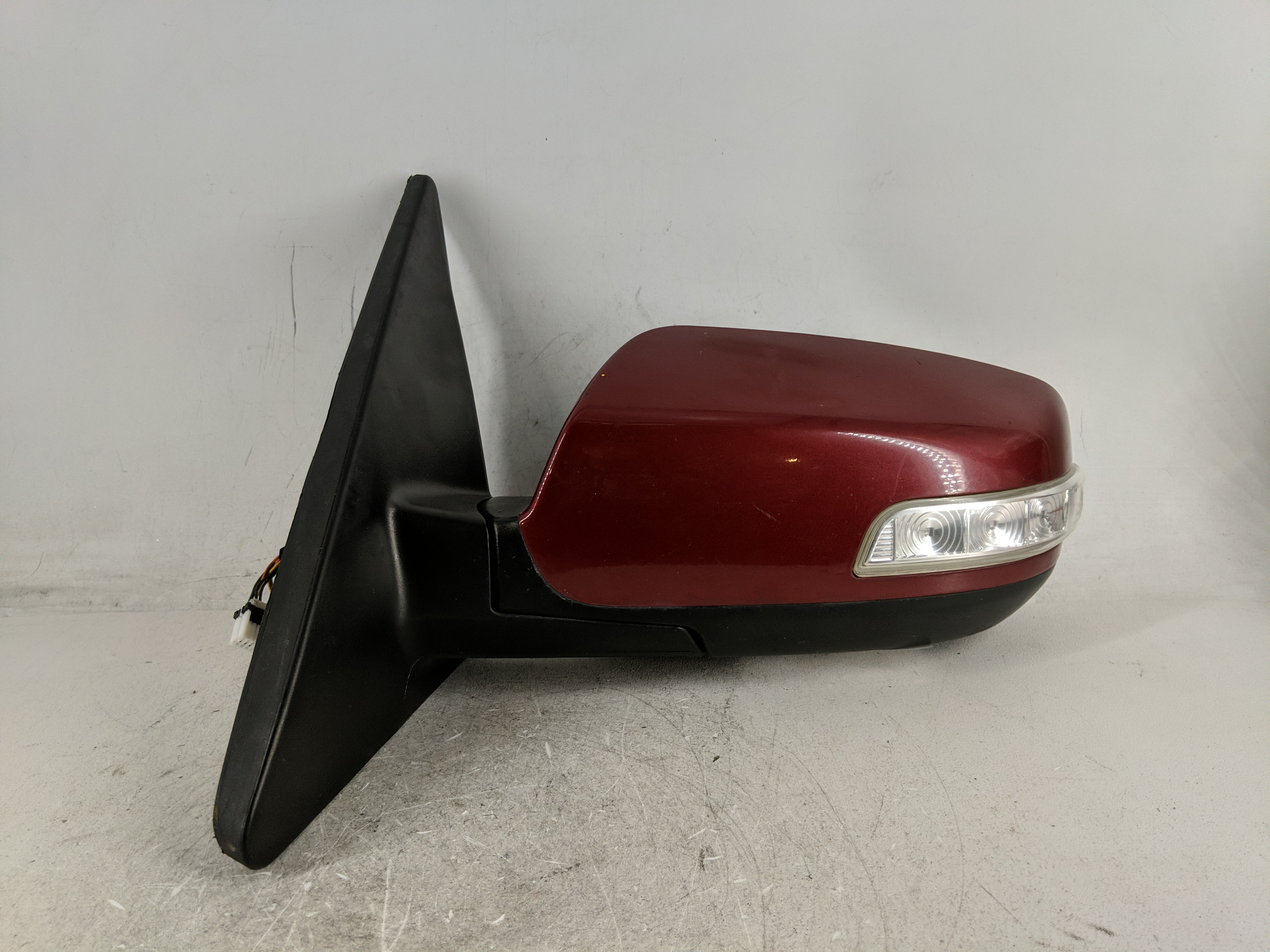 2011-2015 Kia Sorento Driver Left Side View Power Door Mirror Red 1209916 - Oemusedautoparts1.com