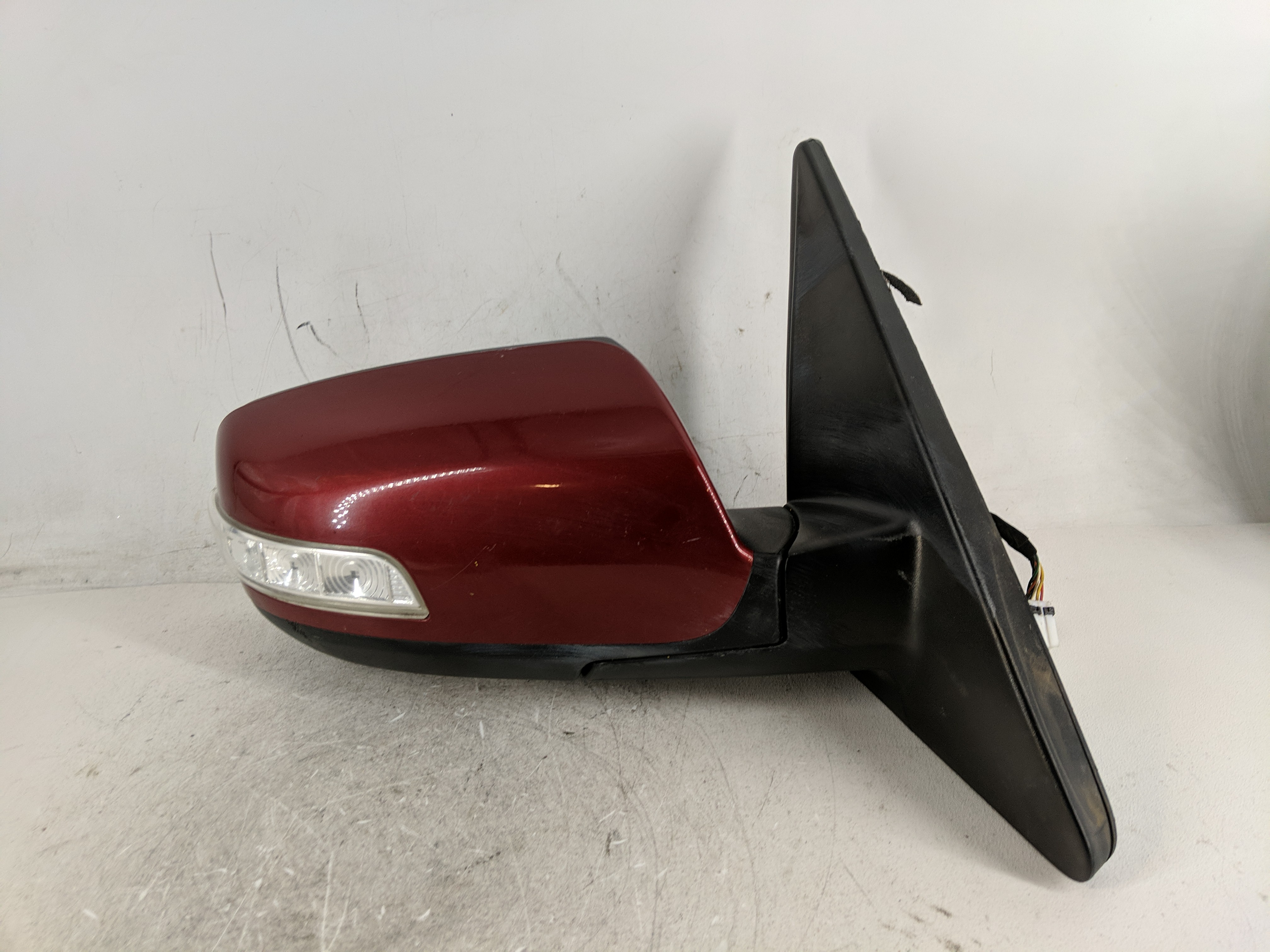 2011-2015 Kia Sorento Passenger Right Side View Power Door Mirror Red 1209921 - Oemusedautoparts1.com