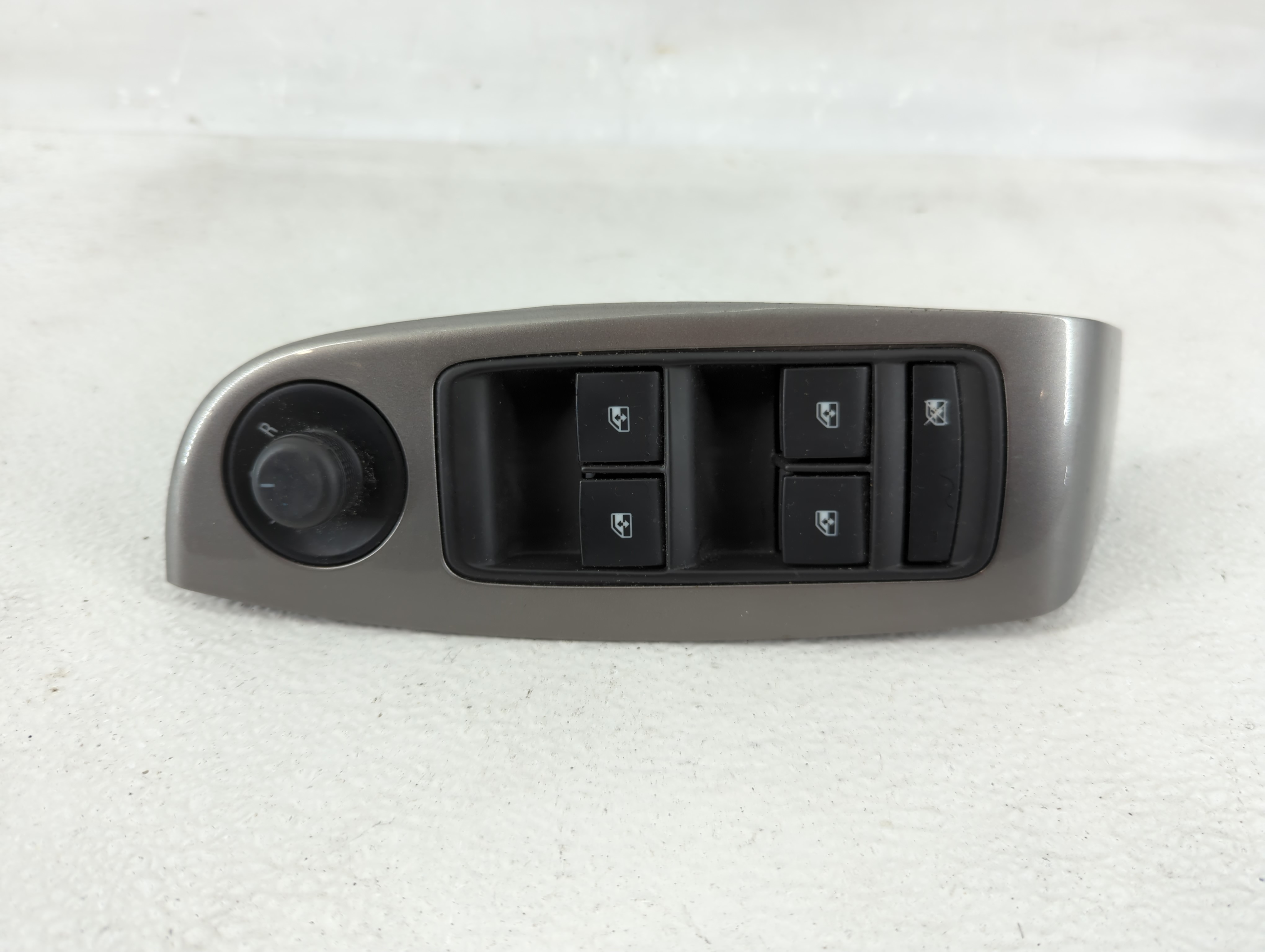 2014-2016 Chevrolet Malibu Driver Left Door Master Power Window Switch 1209939 - Oemusedautoparts1.com