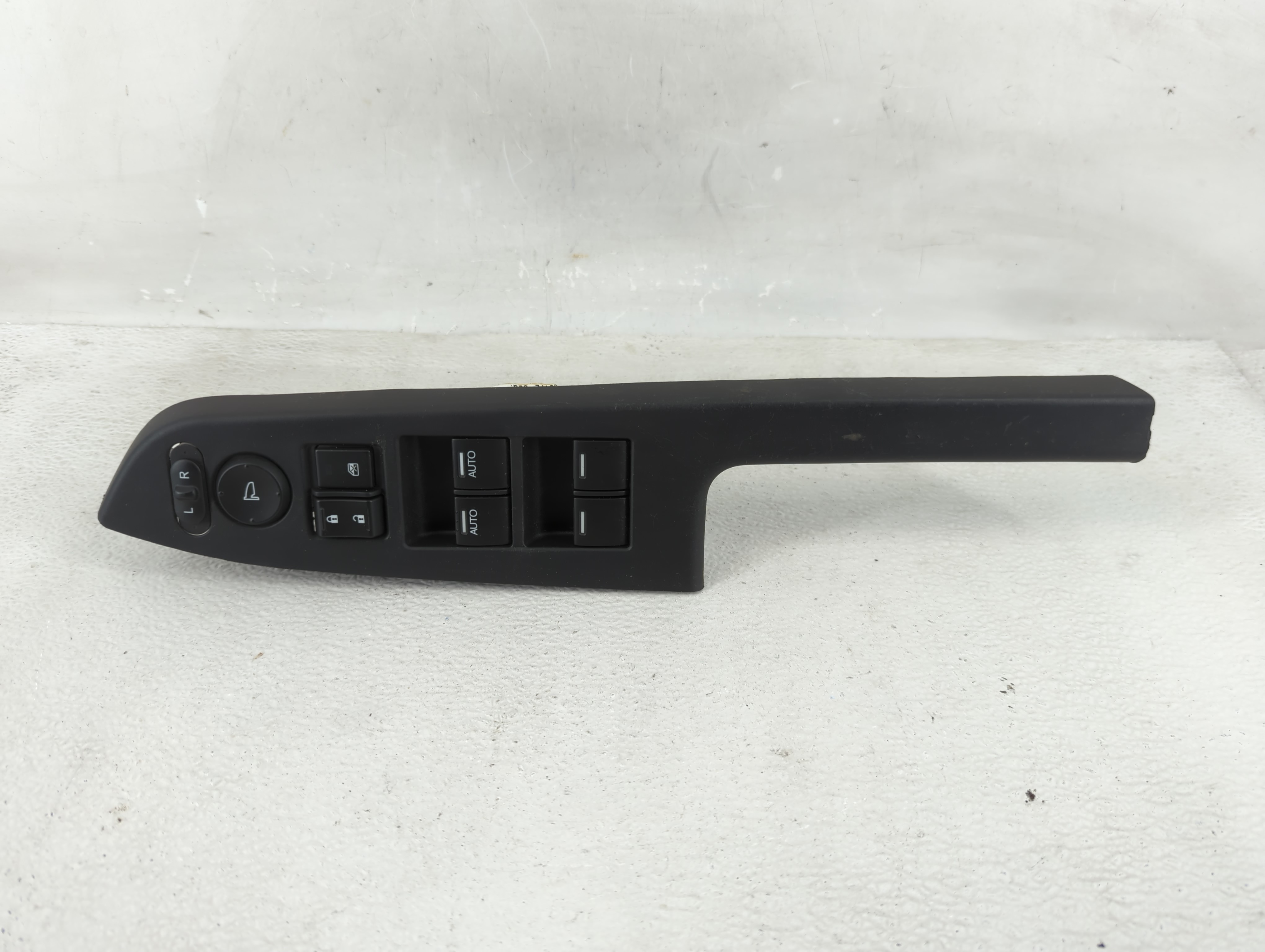 2012-2015 Honda Pilot Driver Left Door Master Power Window Switch 1209962 - Oemusedautoparts1.com