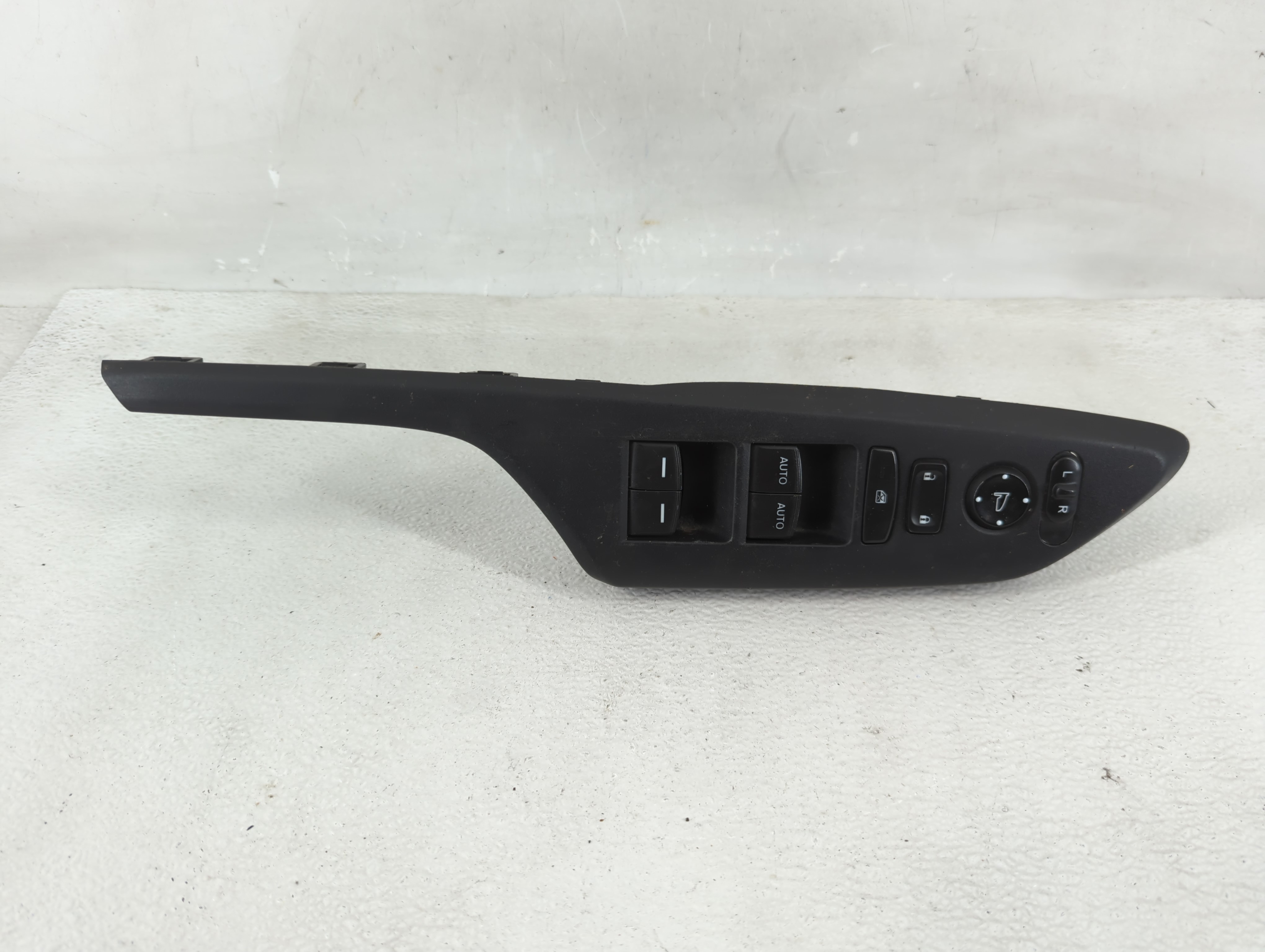 2016-2021 Honda Civic Driver Left Door Master Power Window Switch 1209979 - Oemusedautoparts1.com