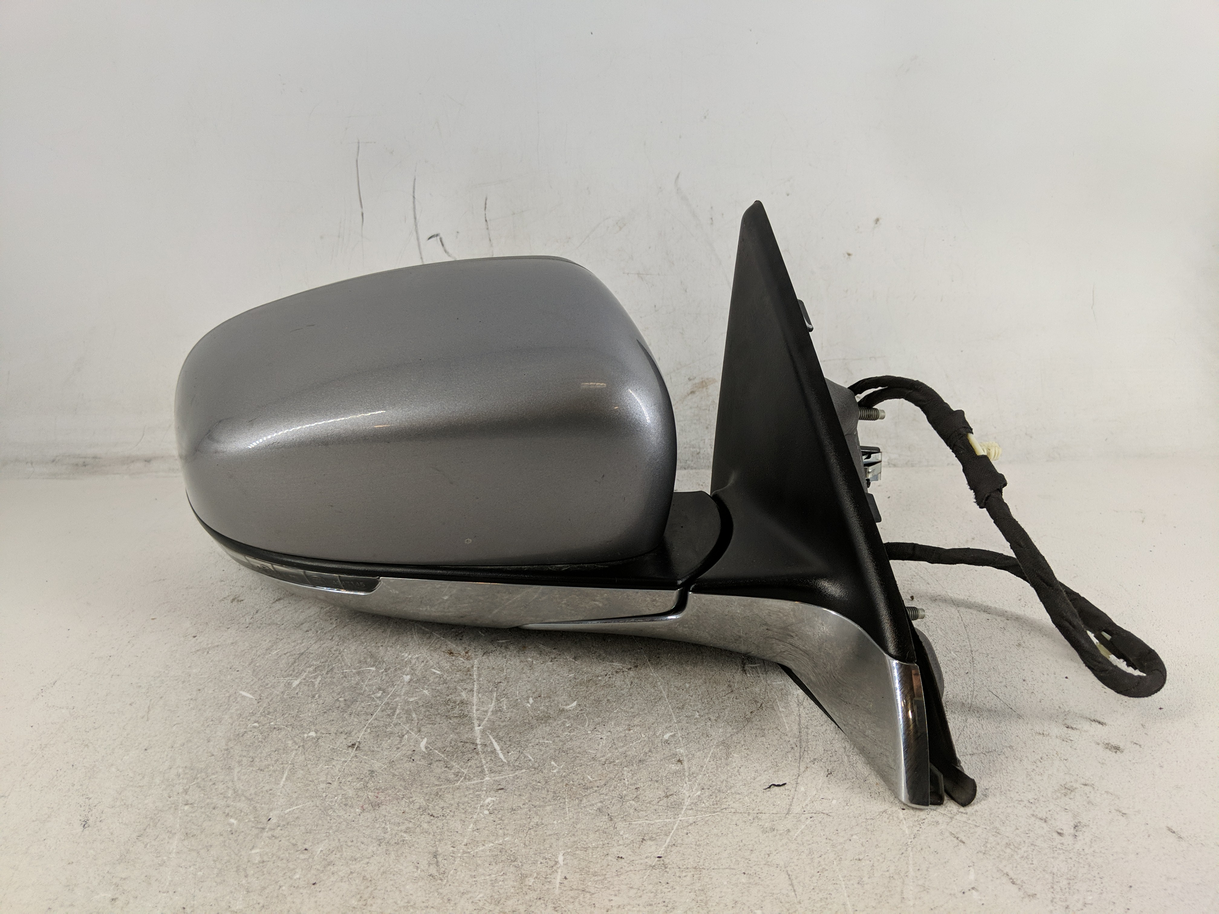 2018 Jeep Compass Passenger Right Side View Power Door Mirror Silver 1210006 - Oemusedautoparts1.com