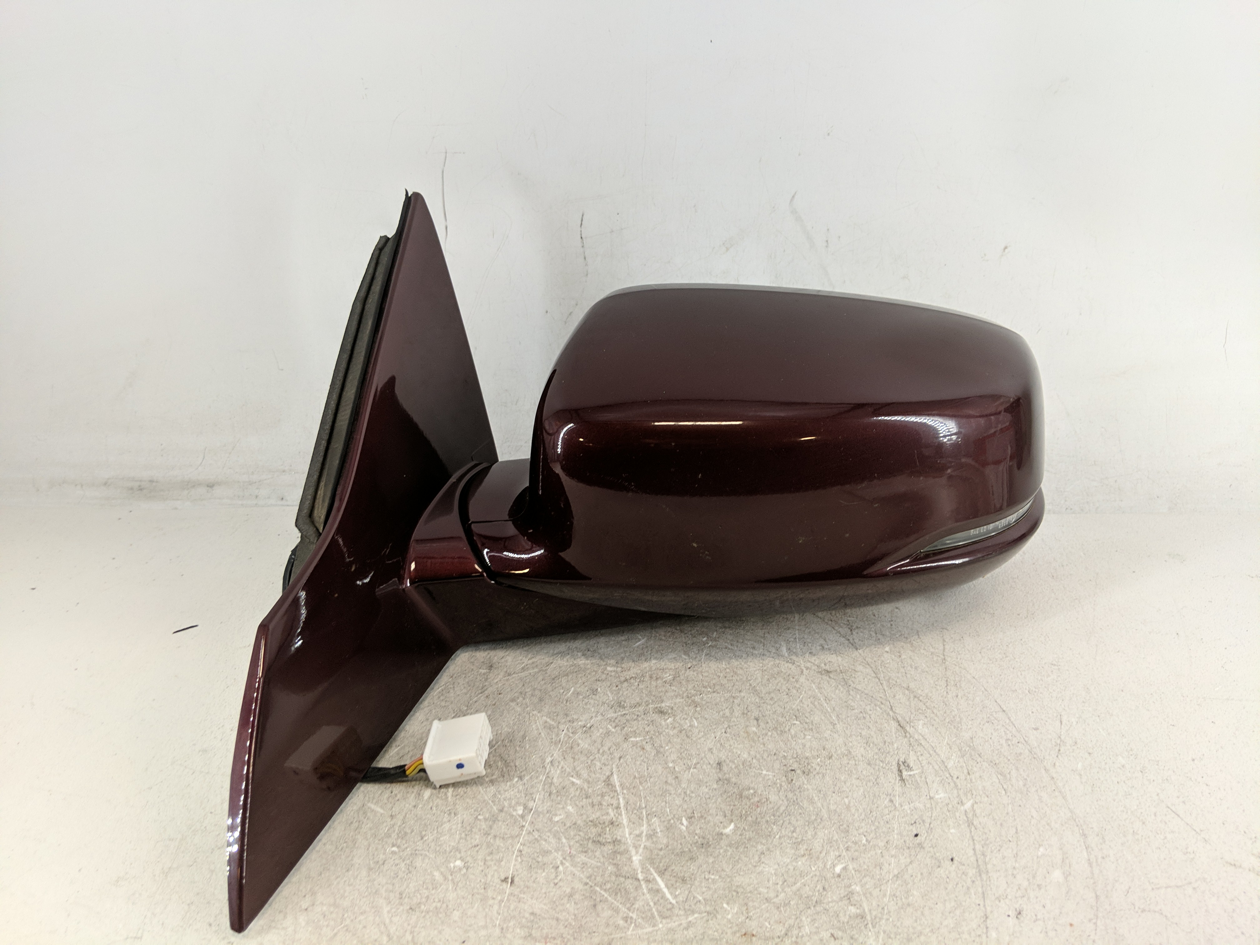 2013-2017 Honda Accord Driver Left Side View Power Door Mirror Maroon 1210008 - Oemusedautoparts1.com